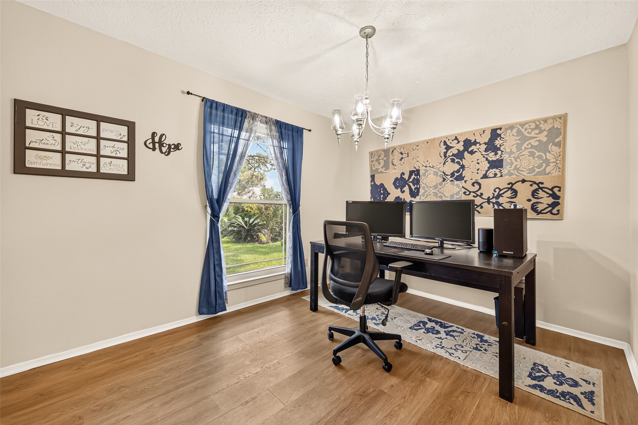 2123 Collingsfield Drive Property Photo 8