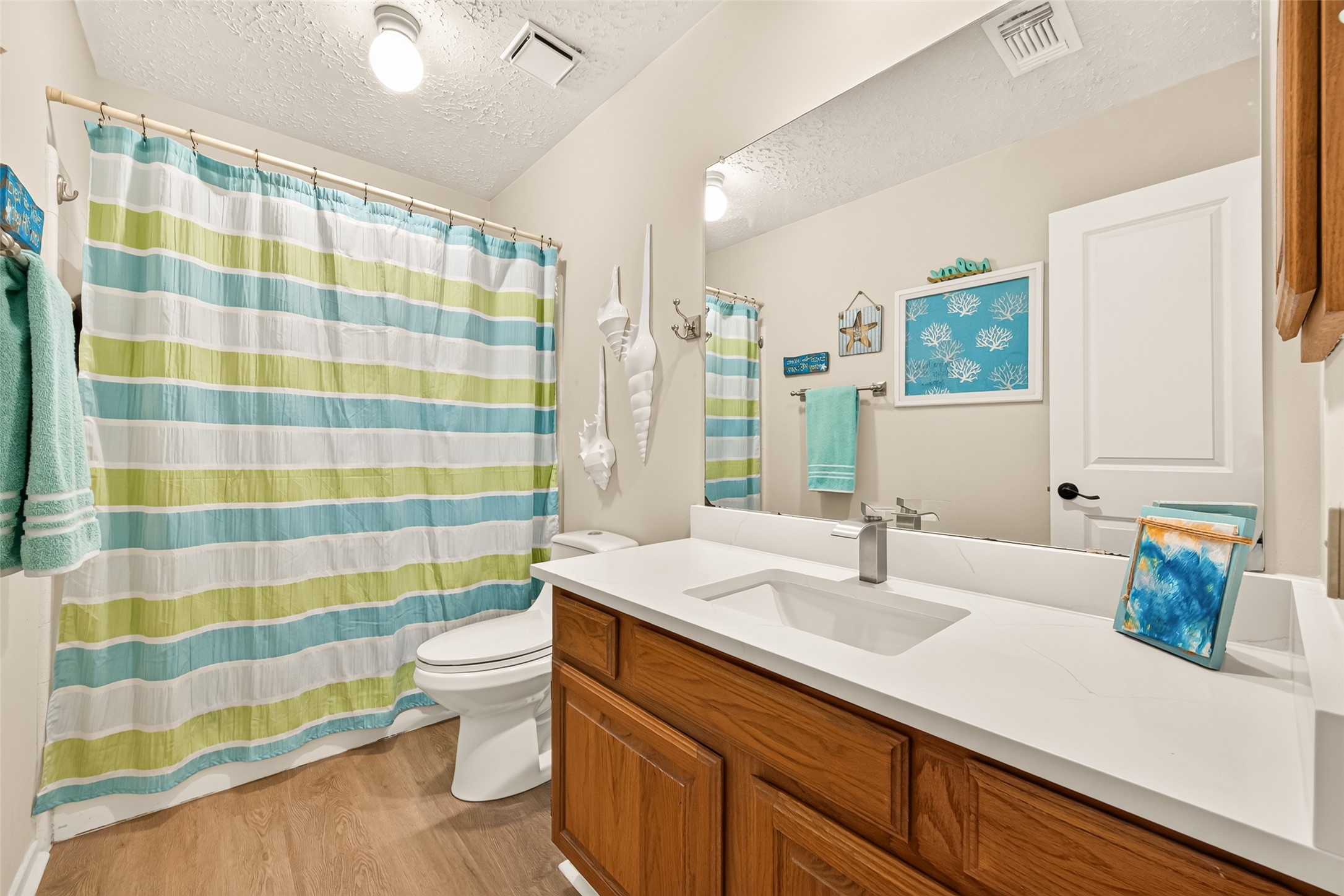 2123 Collingsfield Drive Property Photo 17