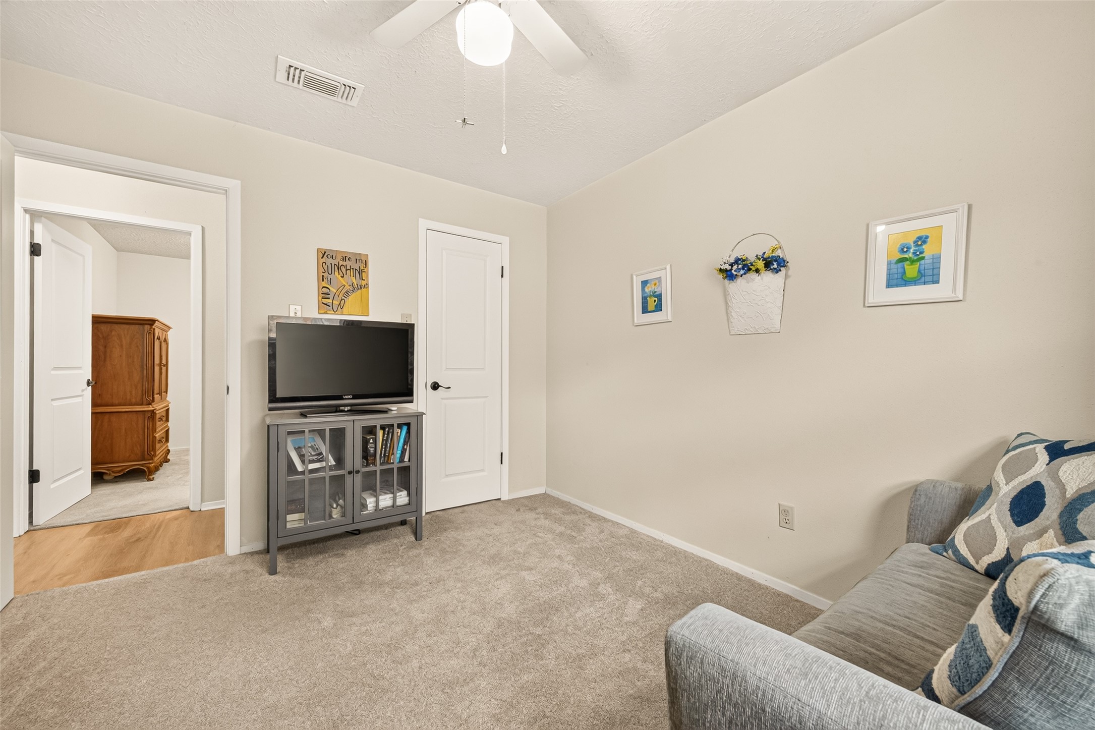 2123 Collingsfield Drive Property Photo 21