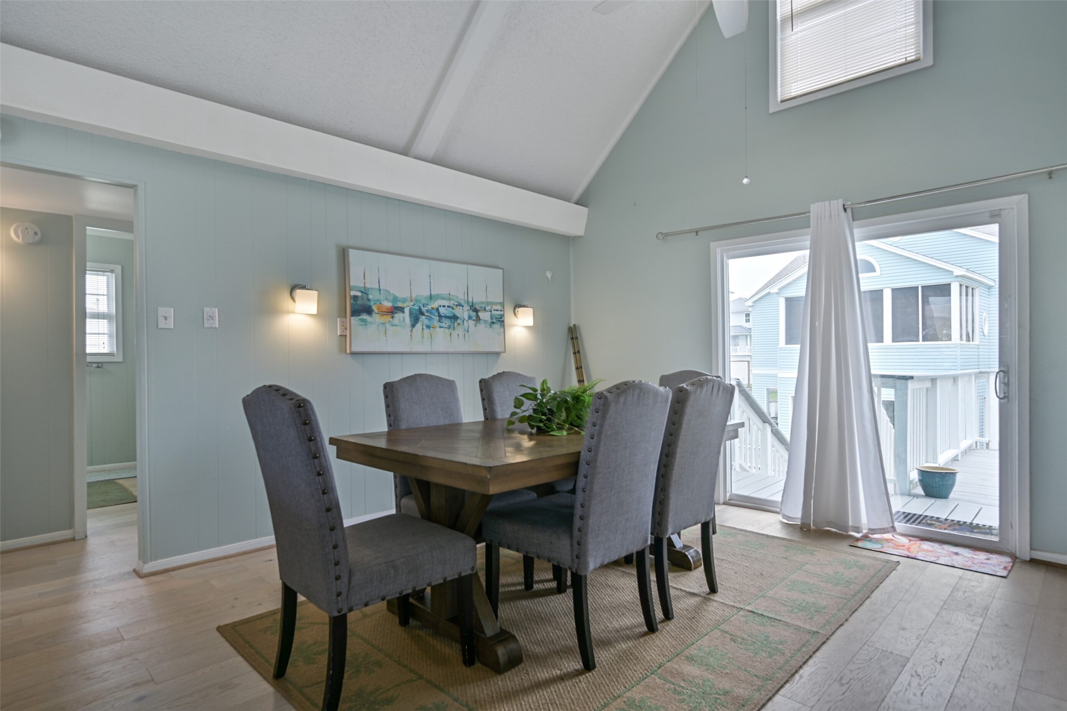 16904 Beachcomber Drive Property Photo 12