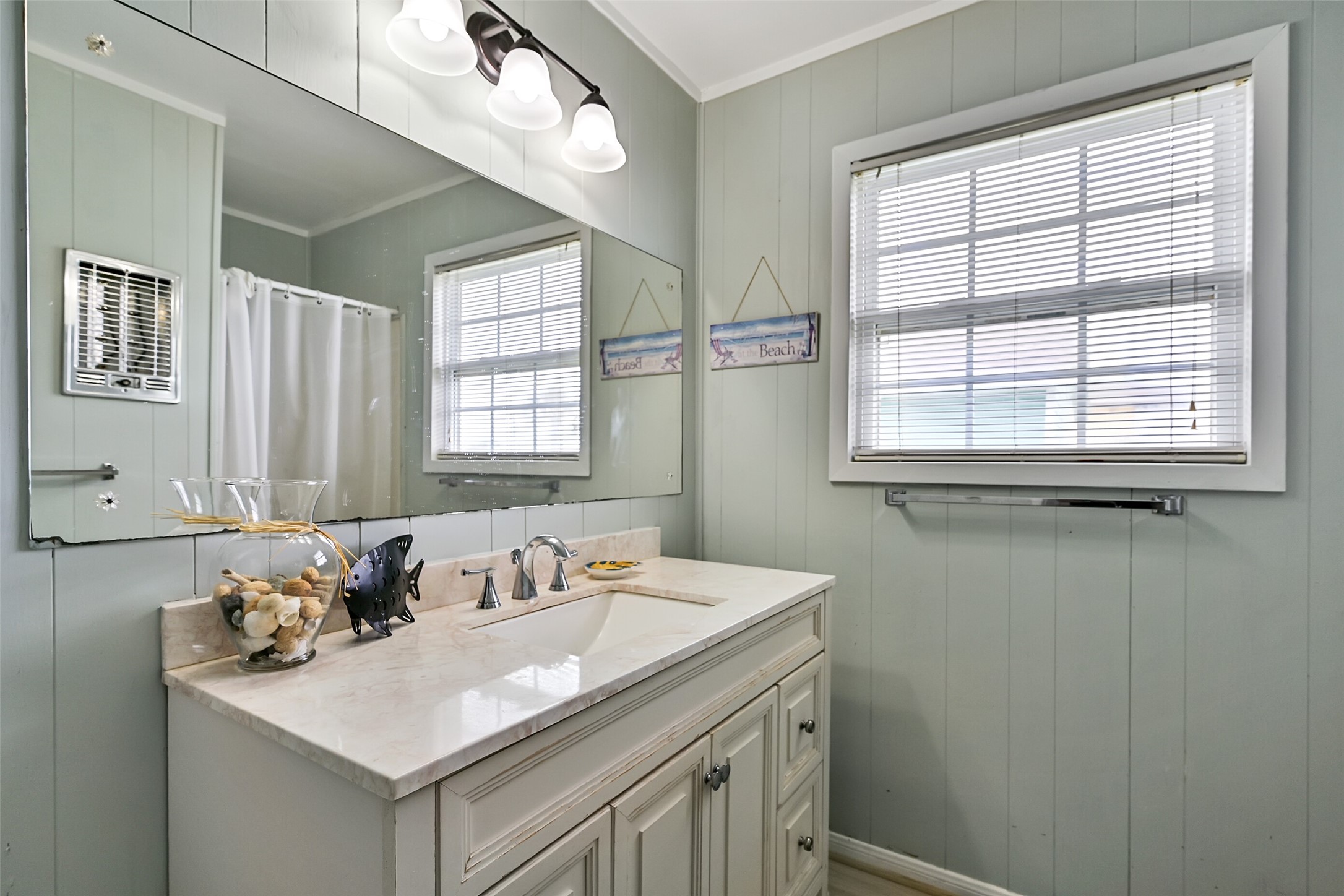 16904 Beachcomber Drive Property Photo 28