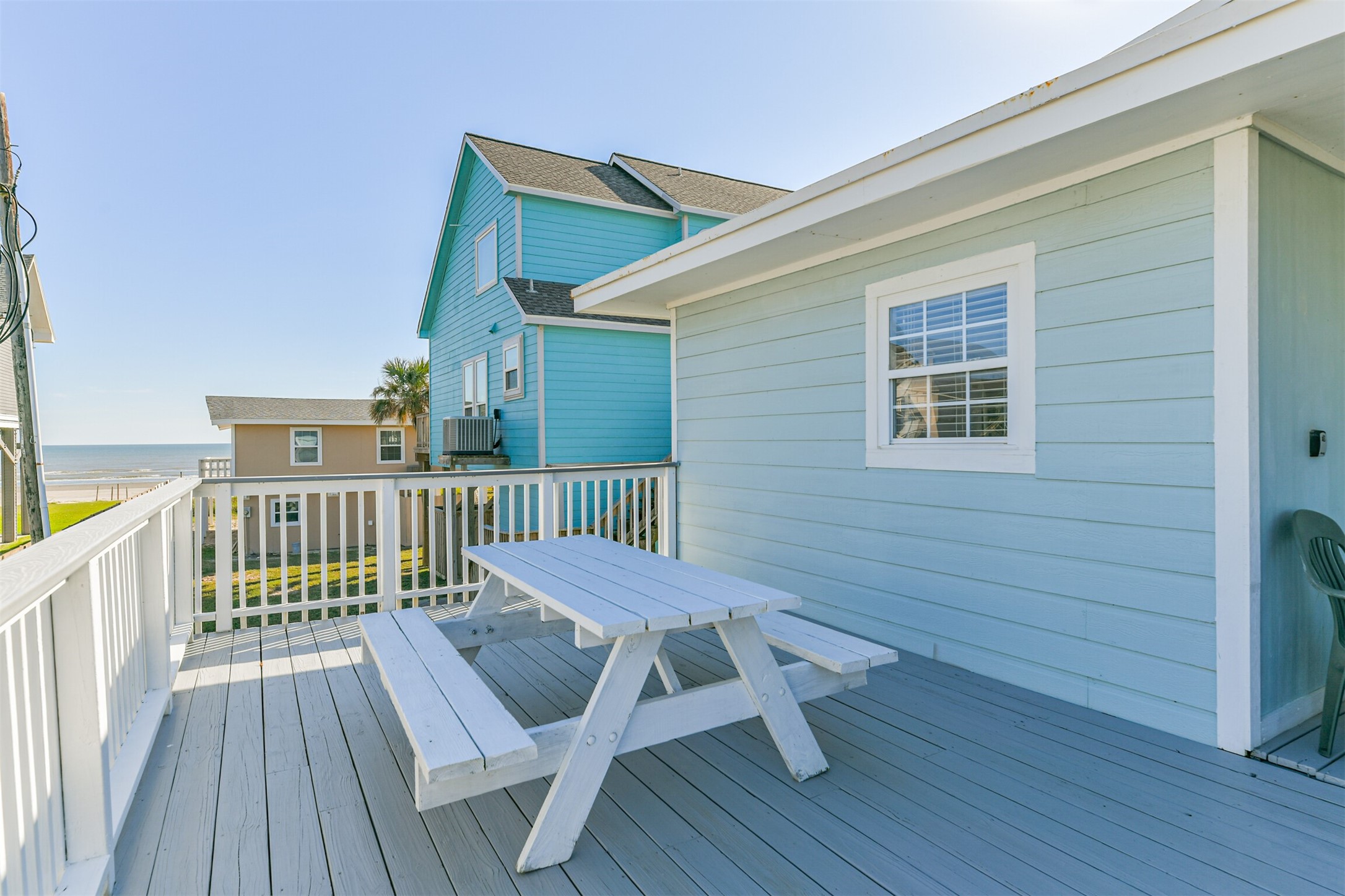 16904 Beachcomber Drive Property Photo 35