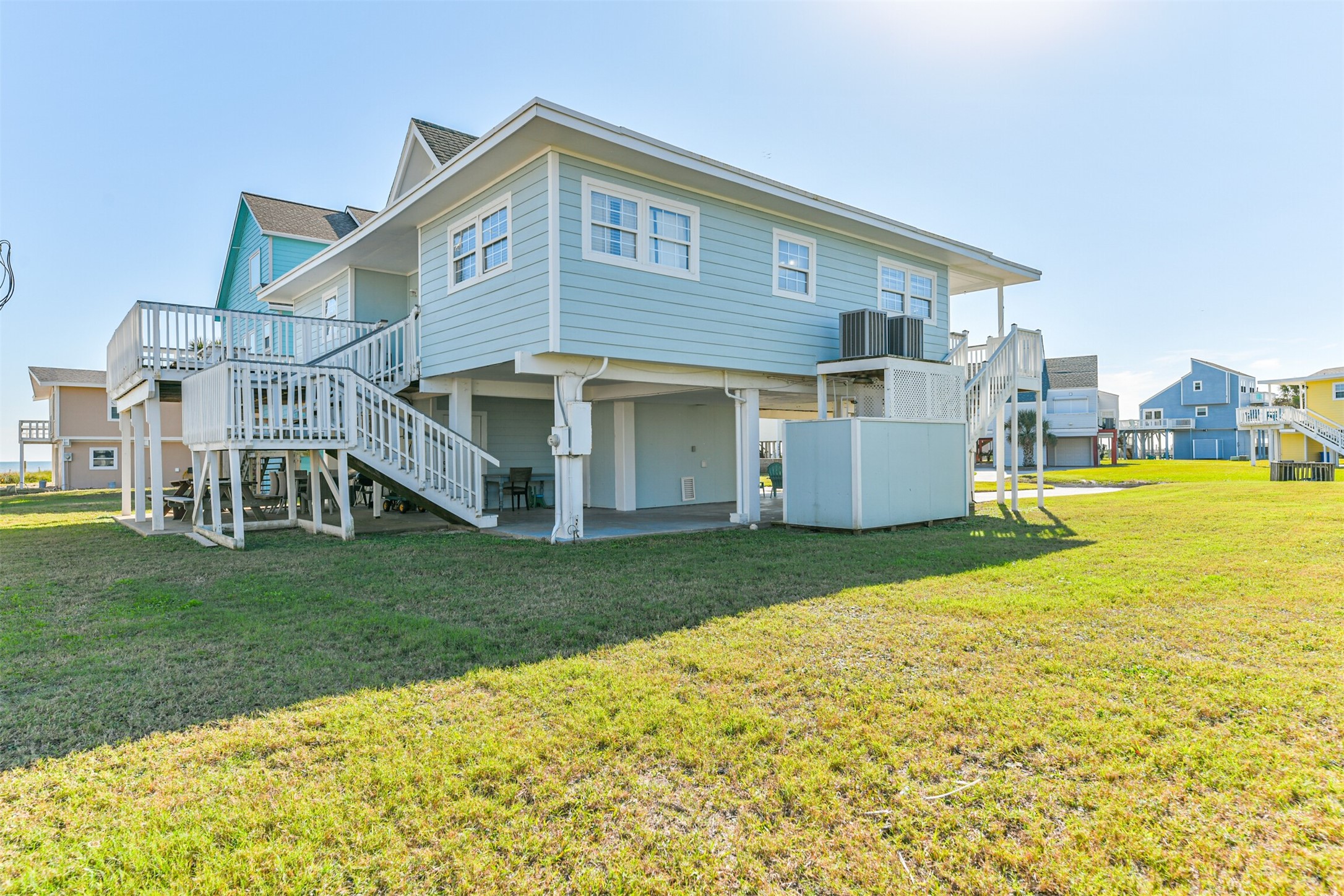 16904 Beachcomber Drive Property Photo 40