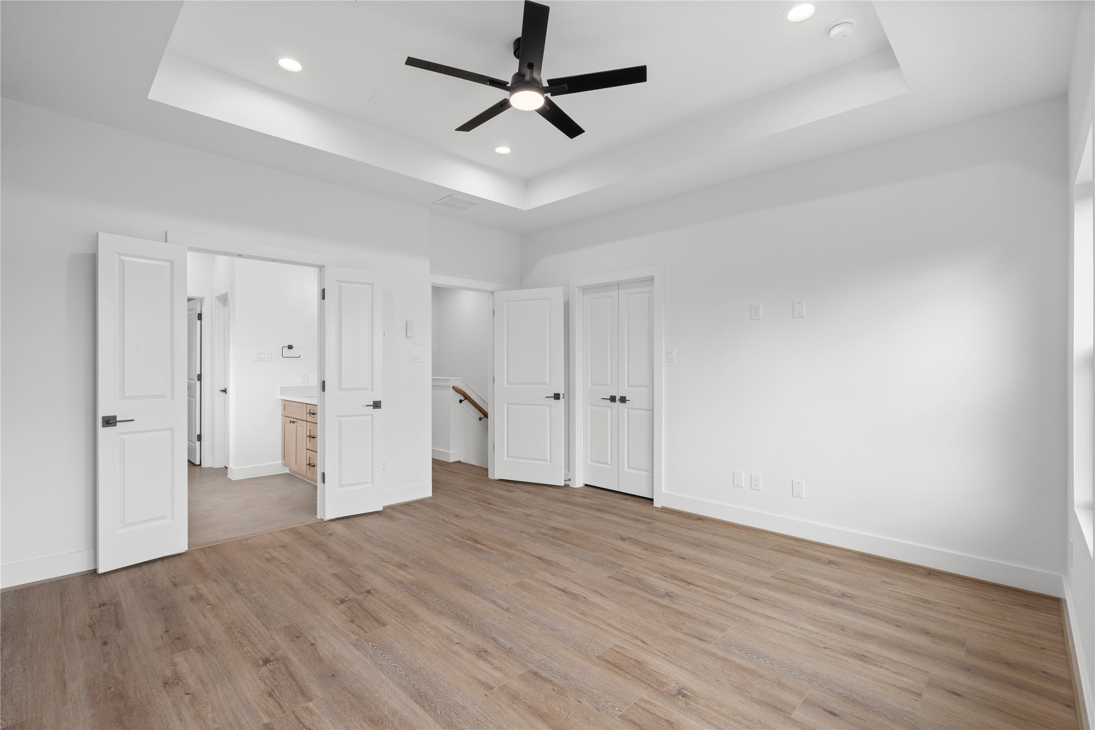 826 Curtin Street D Property Photo 38