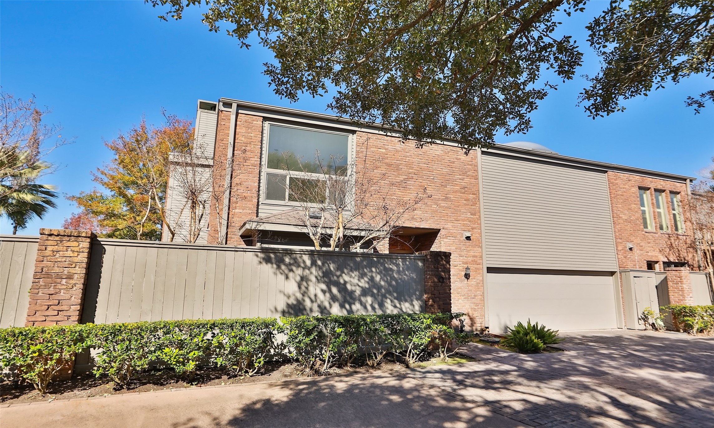 6000 Sugar Hill Drive 9 Property Photo 1
