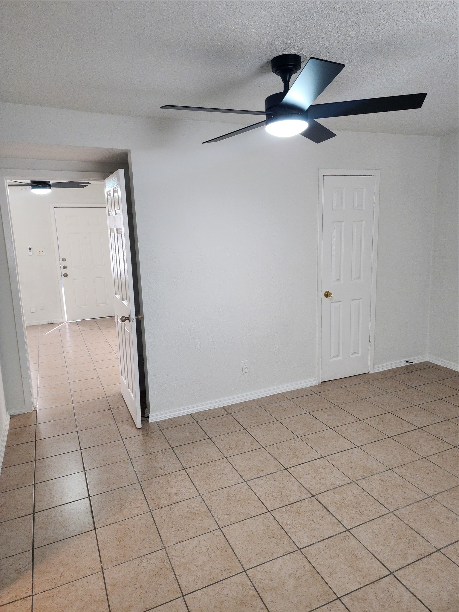 14033 Garber Lane 3 Property Photo 9