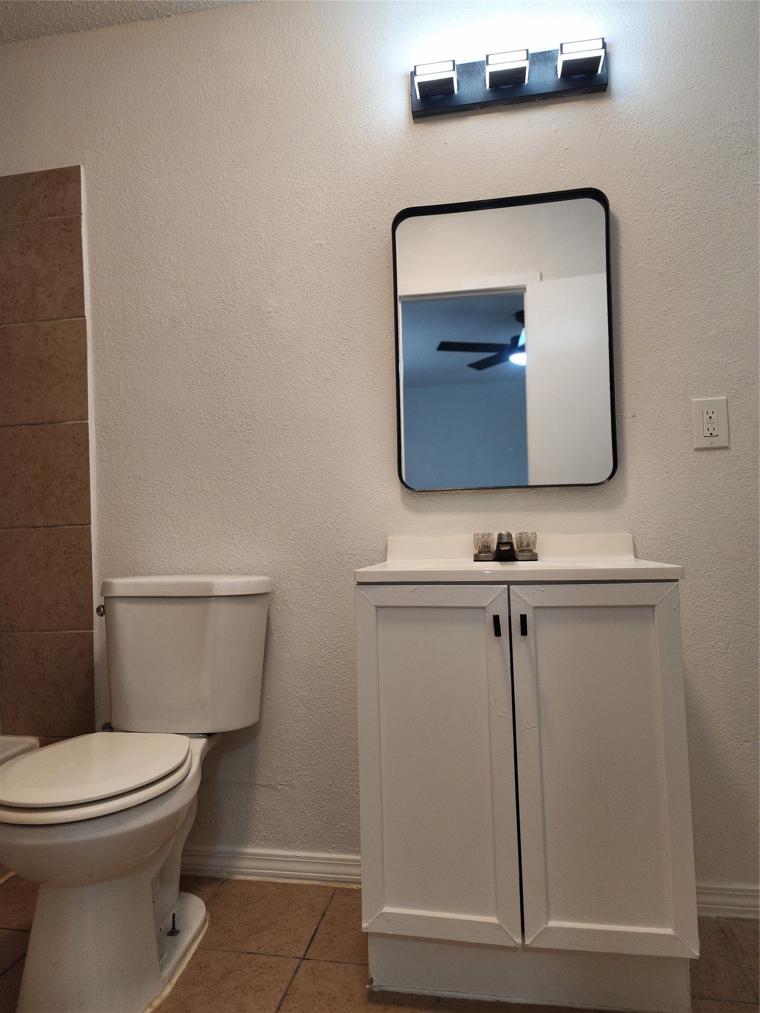 14033 Garber Lane 3 Property Photo 10