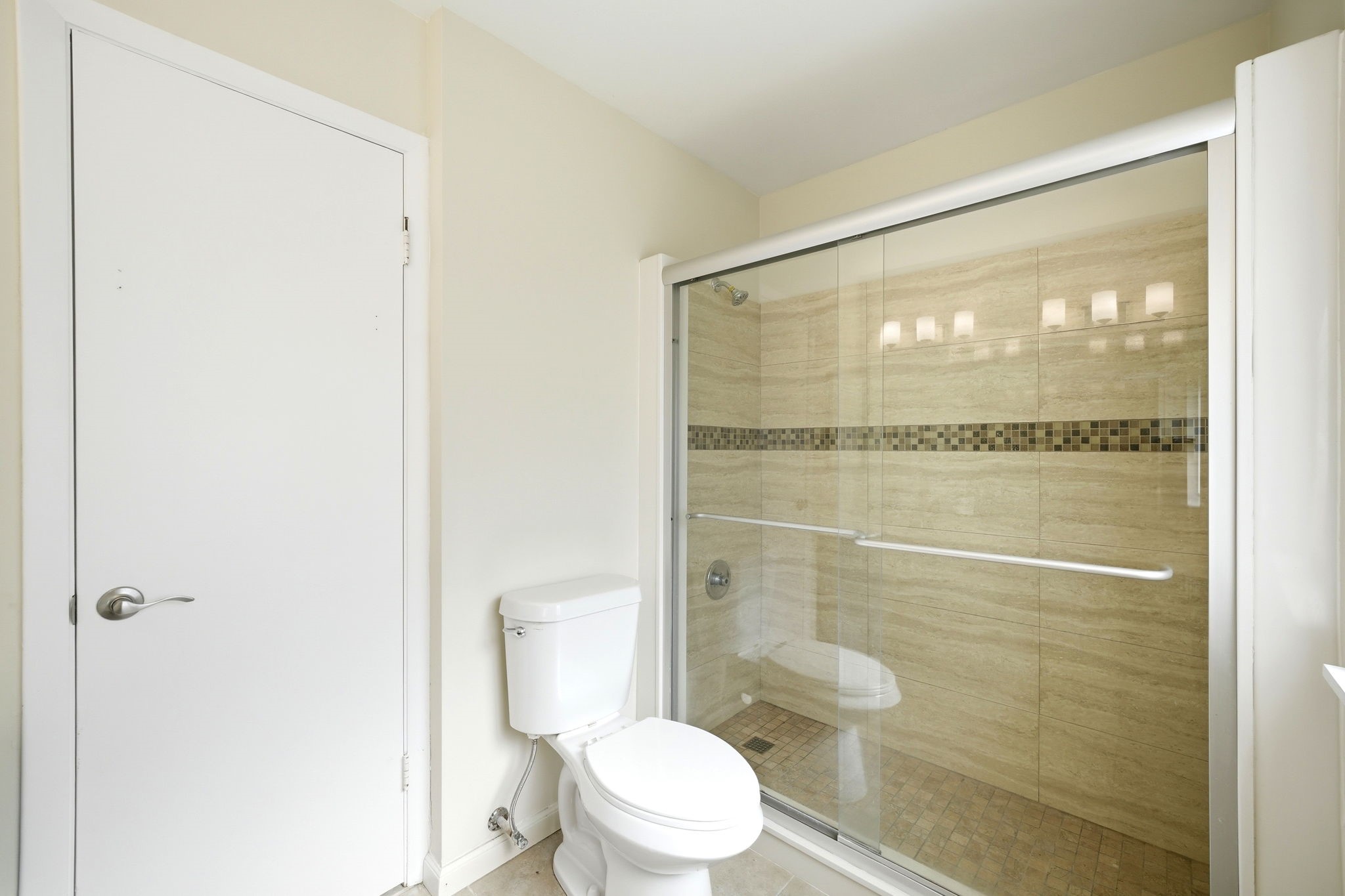 18607 Hiddenbay Way Property Photo 31