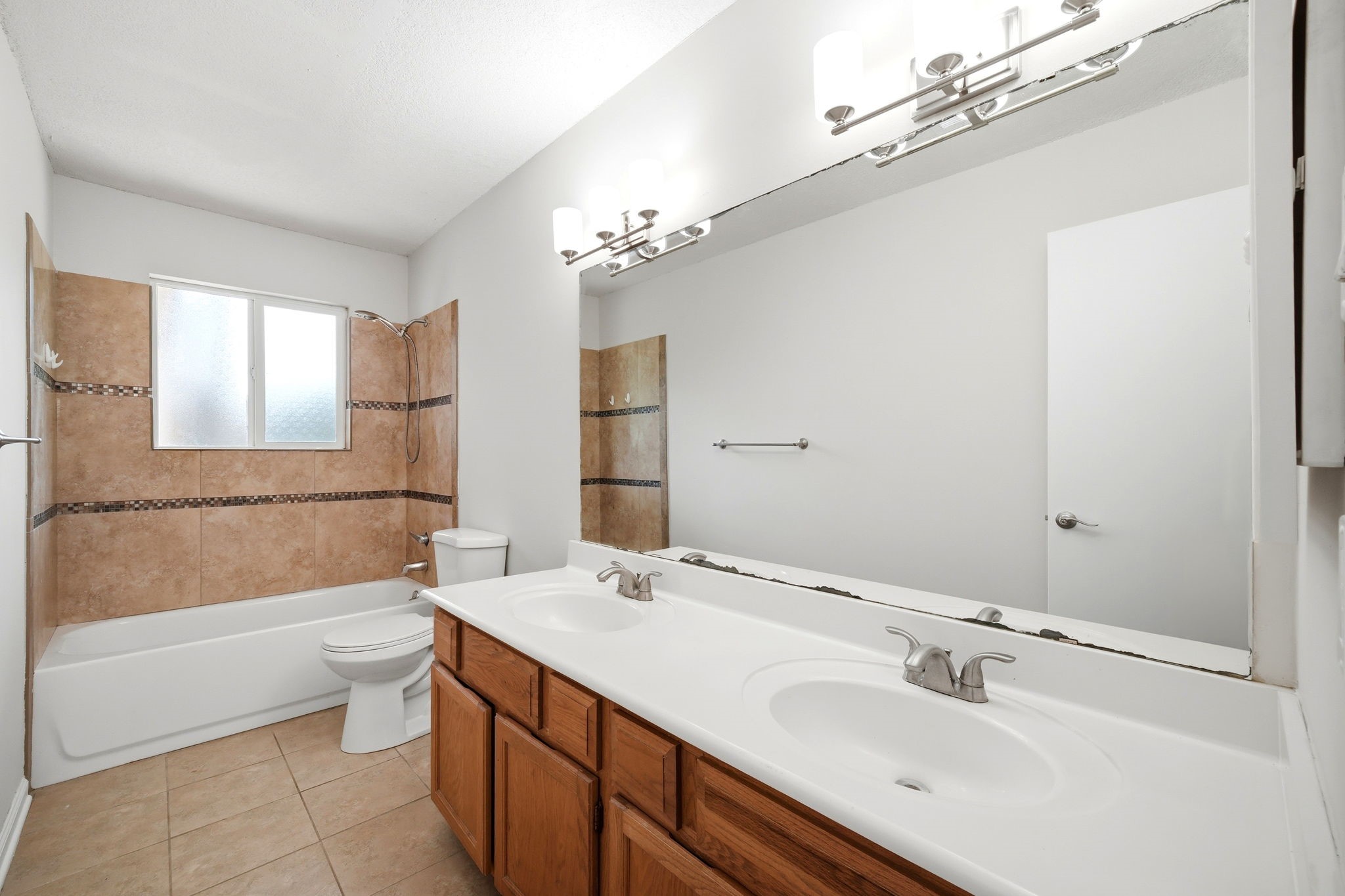18607 Hiddenbay Way Property Photo 34