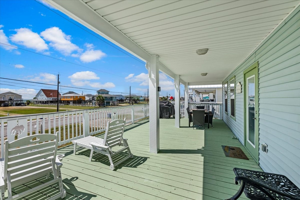 2927 Blue Water Highway Property Photo 5
