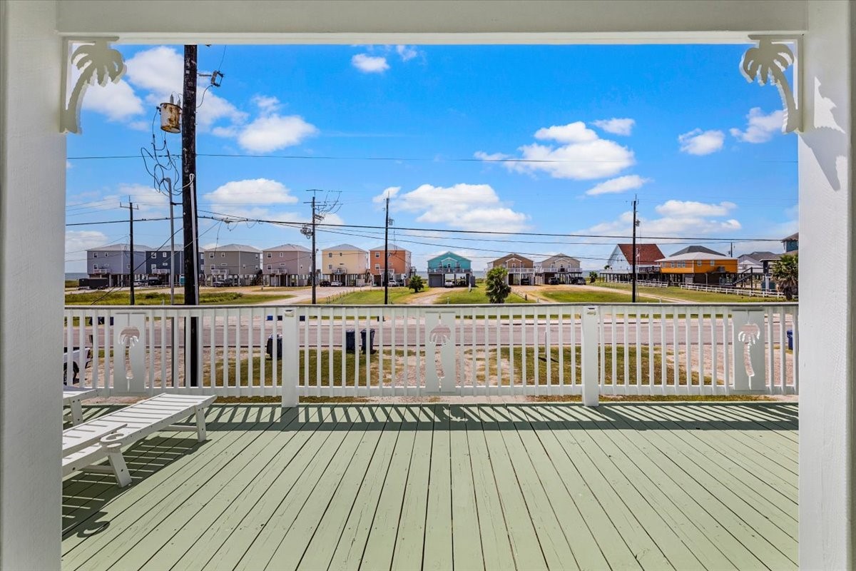 2927 Blue Water Highway Property Photo 8