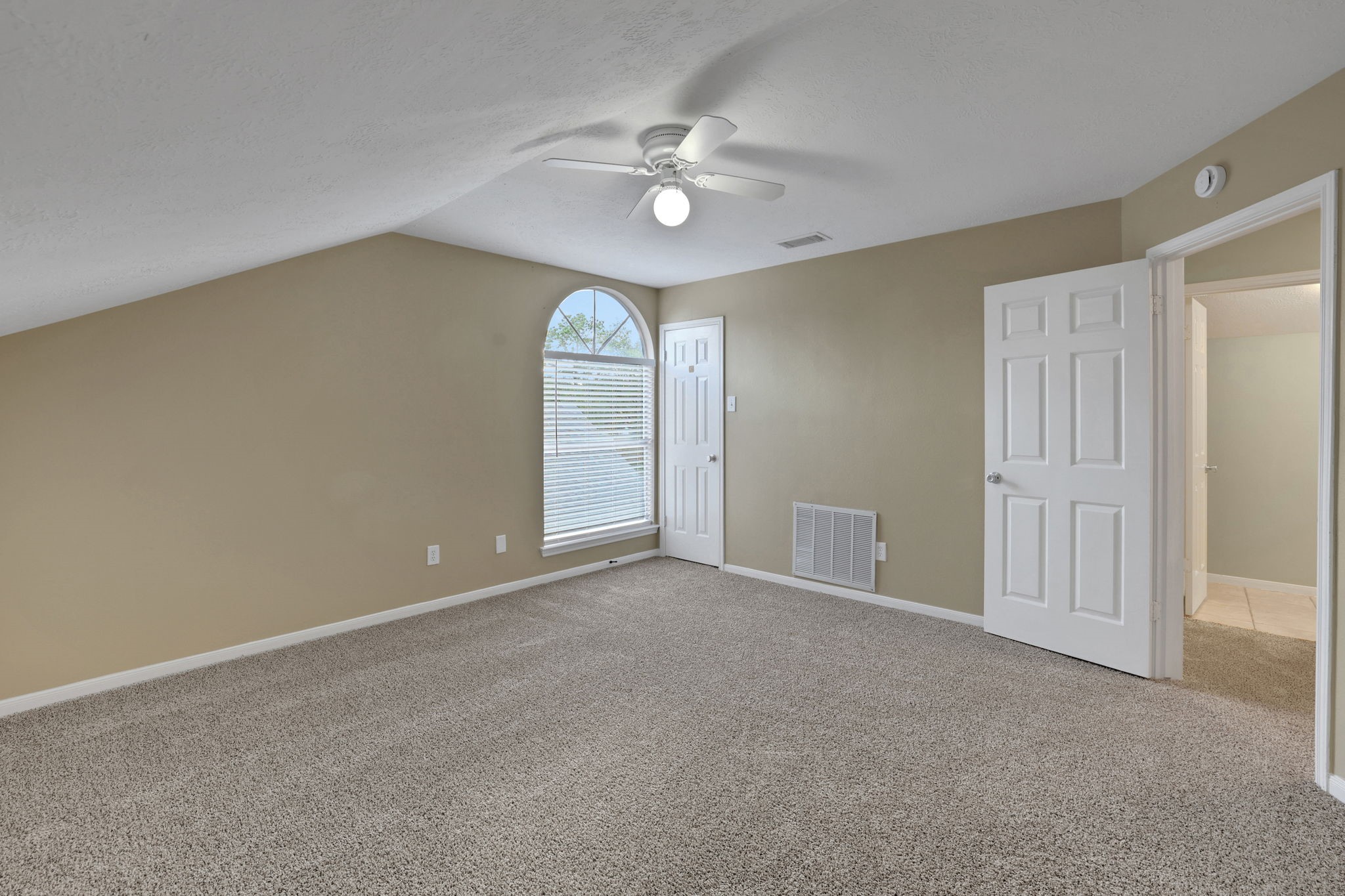 23207 Olive Ridge Court Property Photo 29