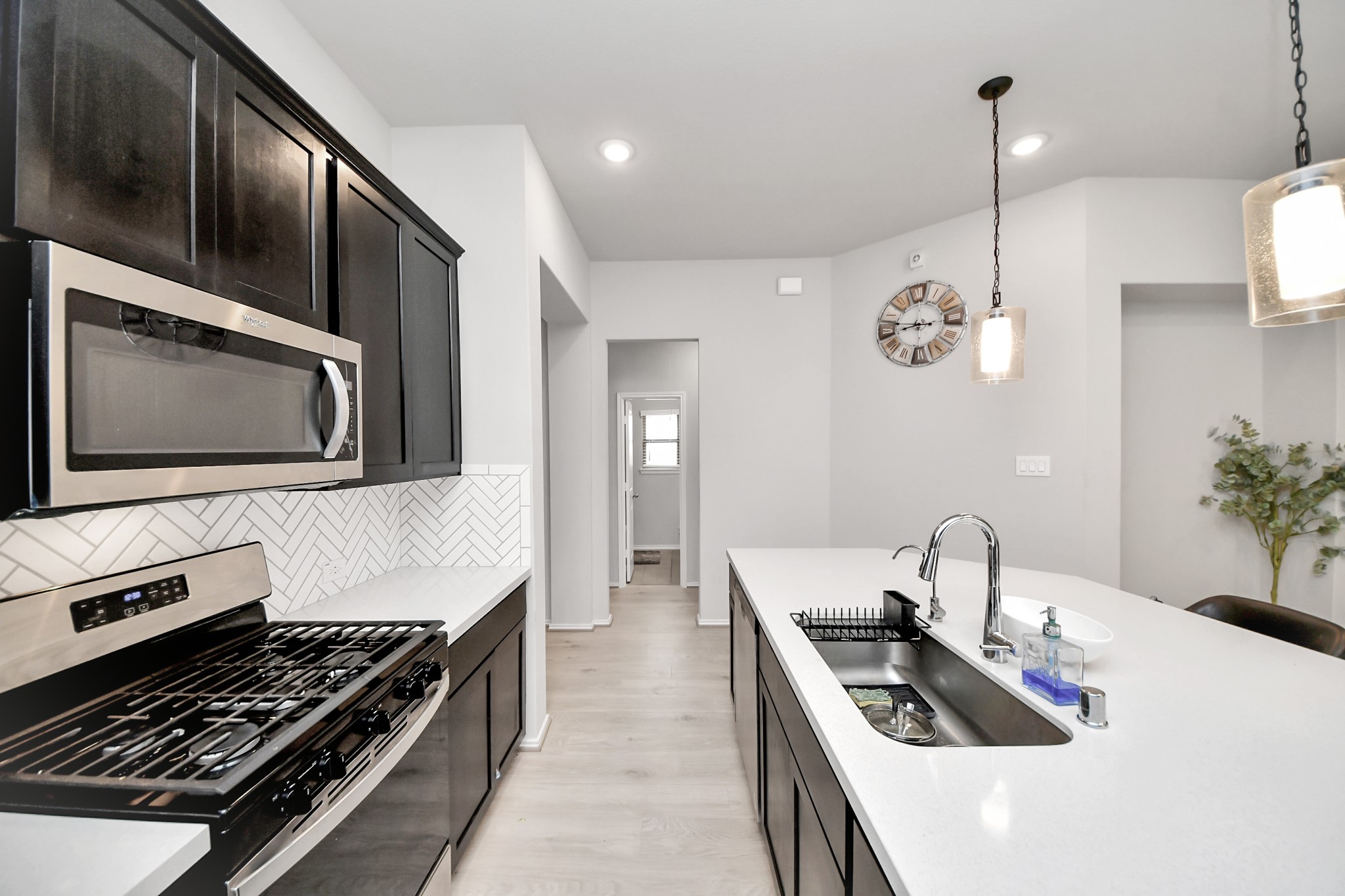20755 Sunseed Dr Property Photo 8