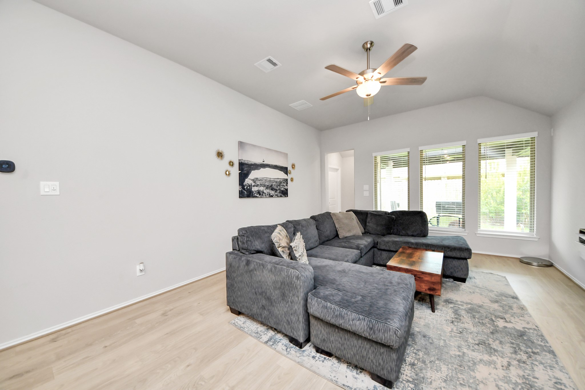 20755 Sunseed Dr Property Photo 10