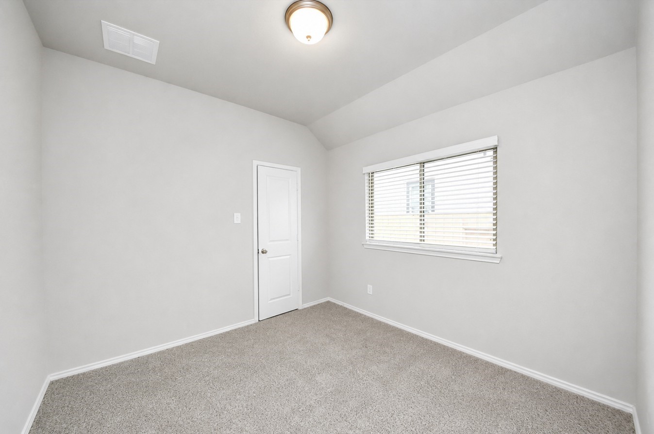 20755 Sunseed Dr Property Photo 15