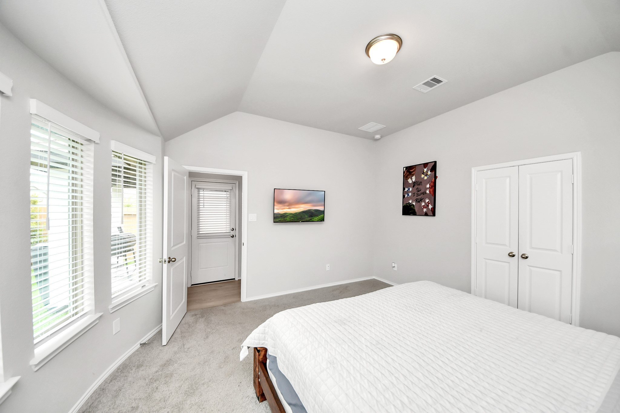 20755 Sunseed Dr Property Photo 22