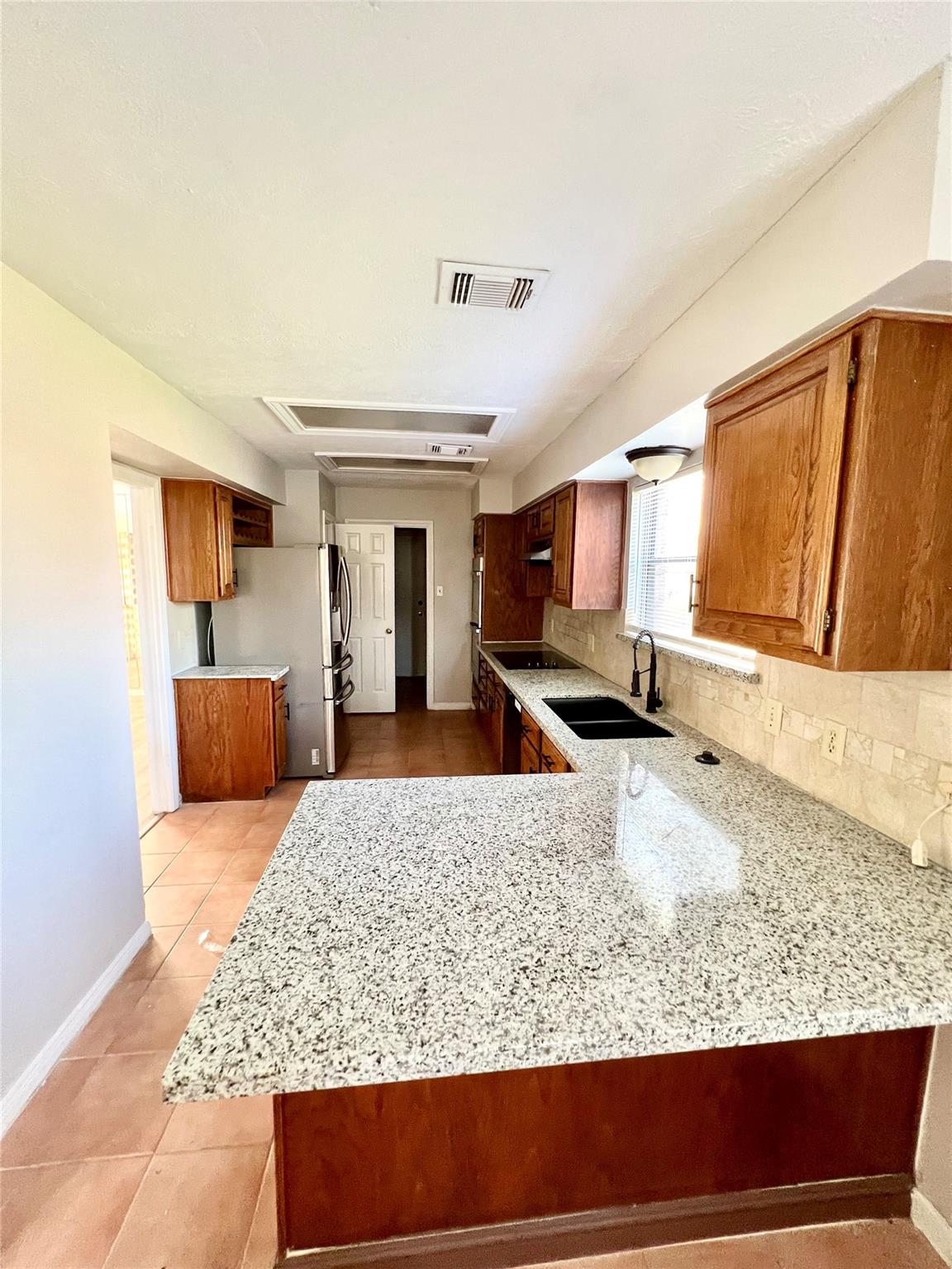 16307 Morning Quail Ct Property Photo 4