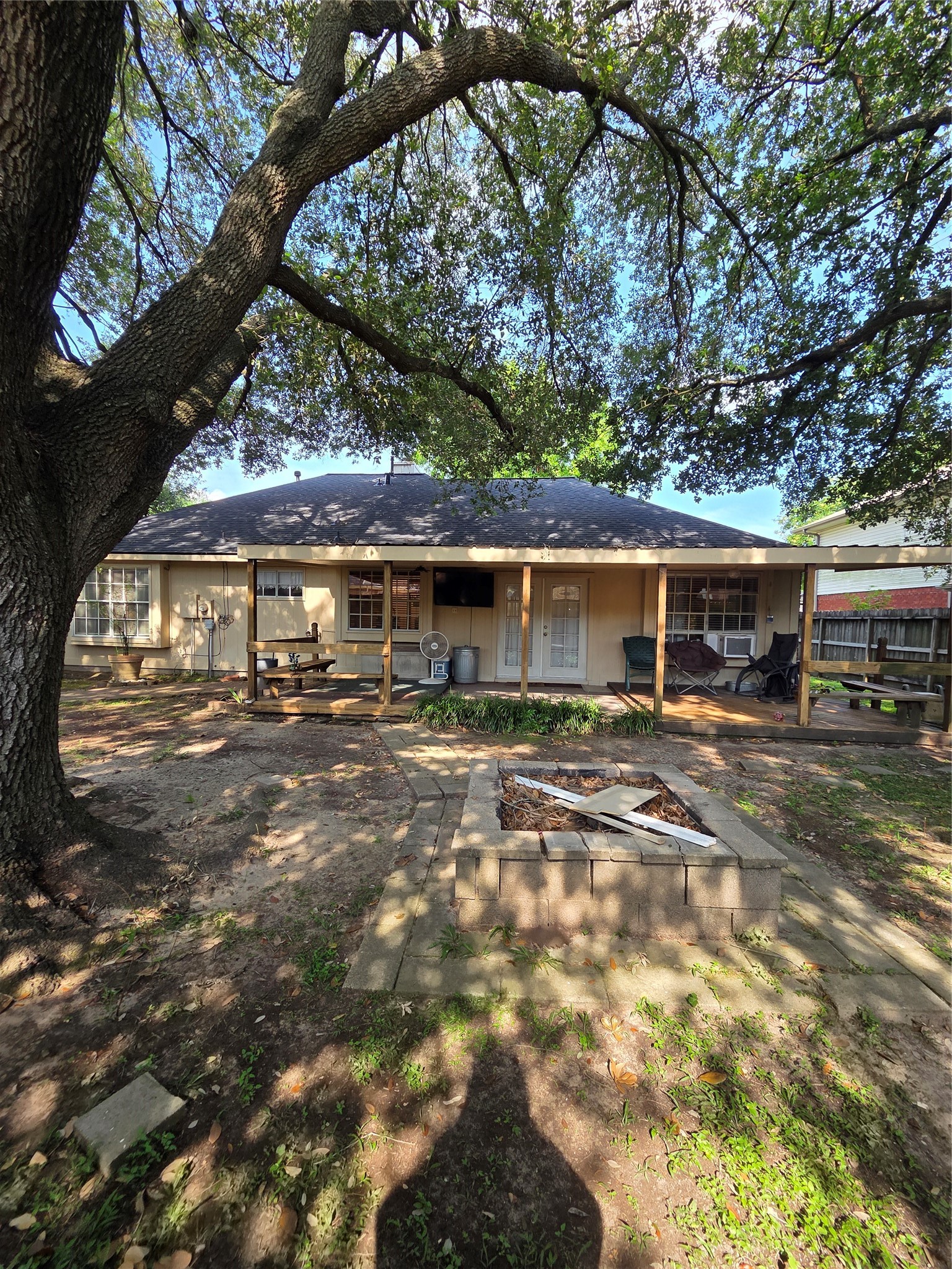 3909 Regency Drive Property Photo 31