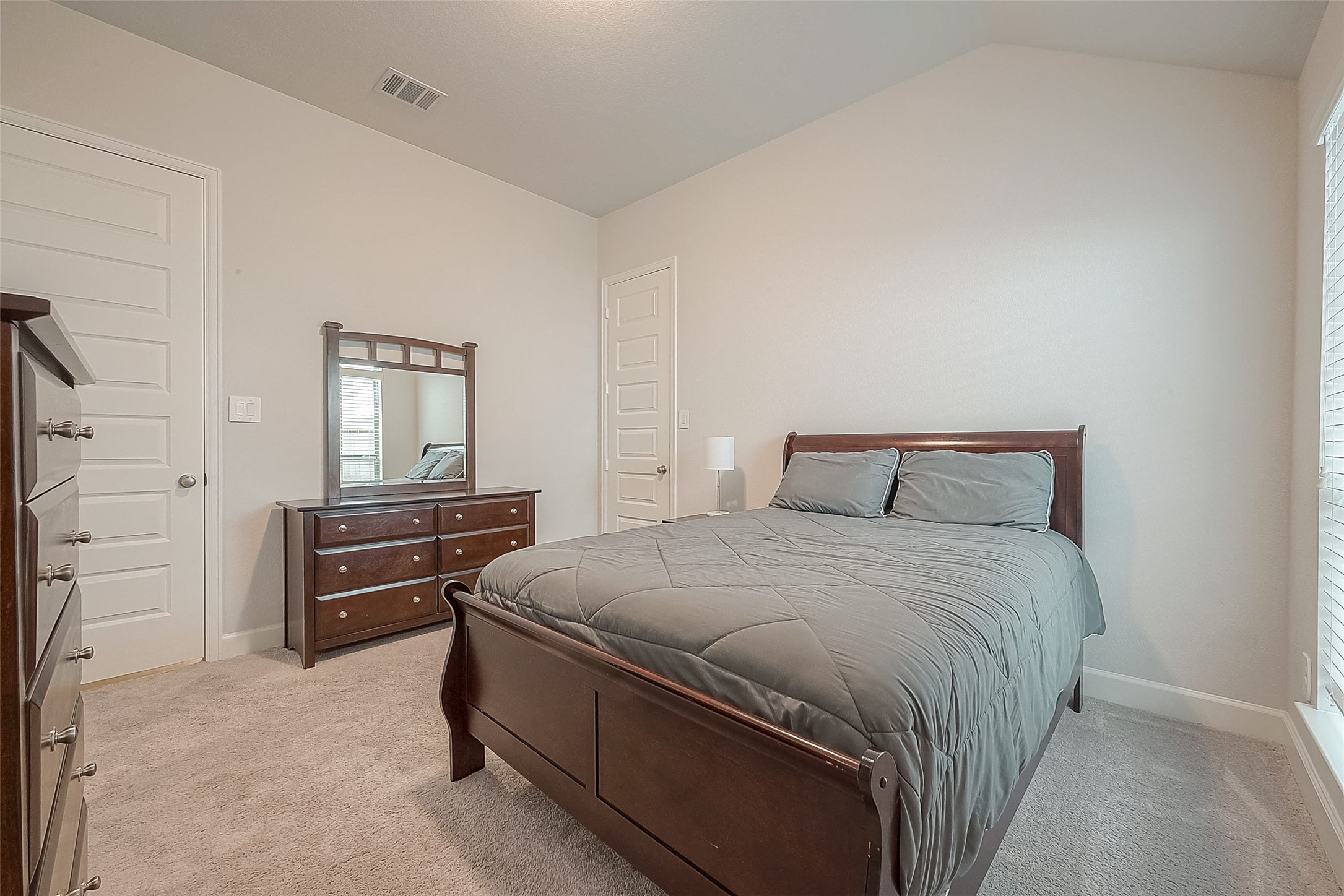 29042 Hauter Way Property Photo 13