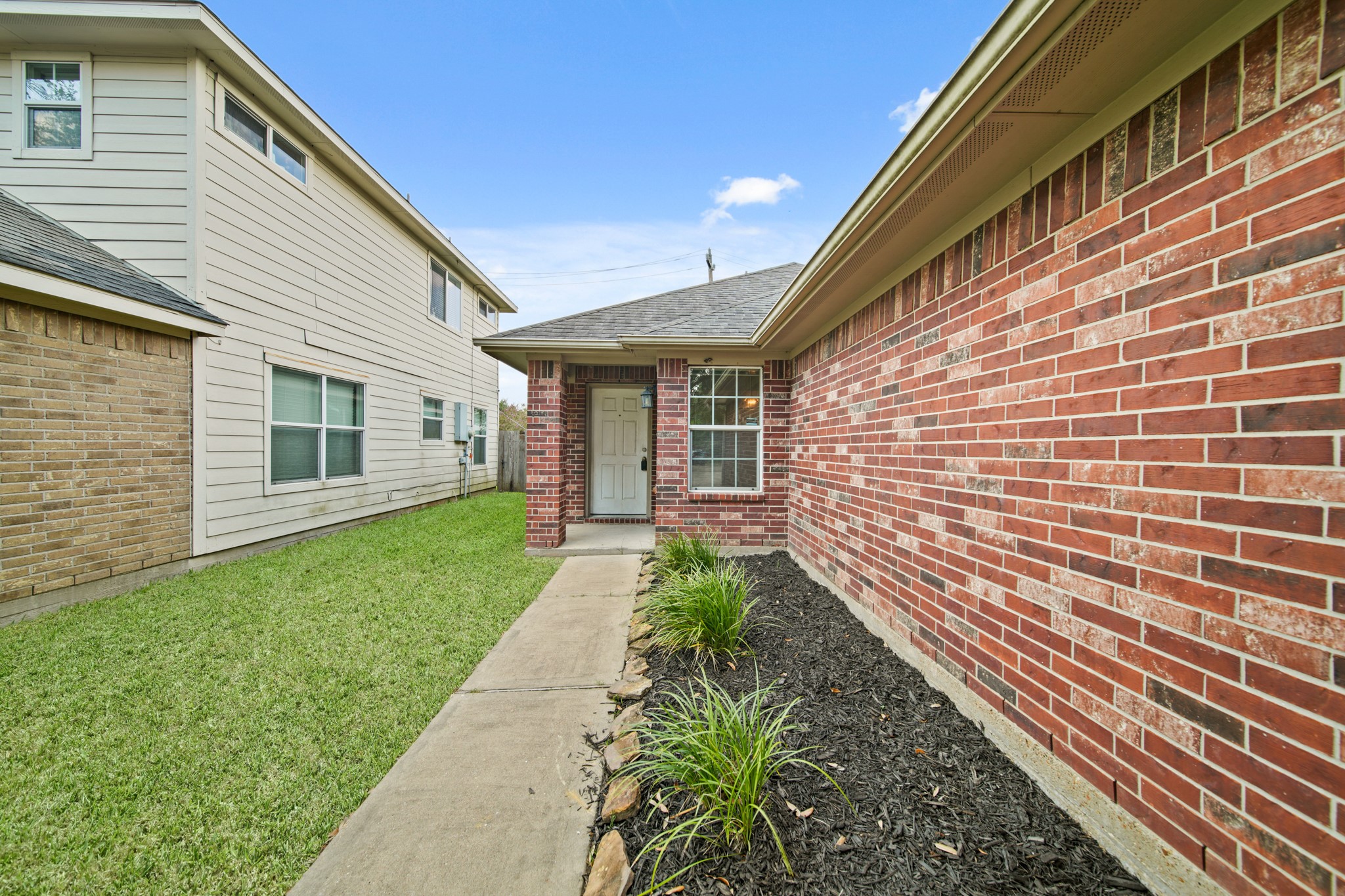 1918 Nichole Woods Drive Property Photo 3