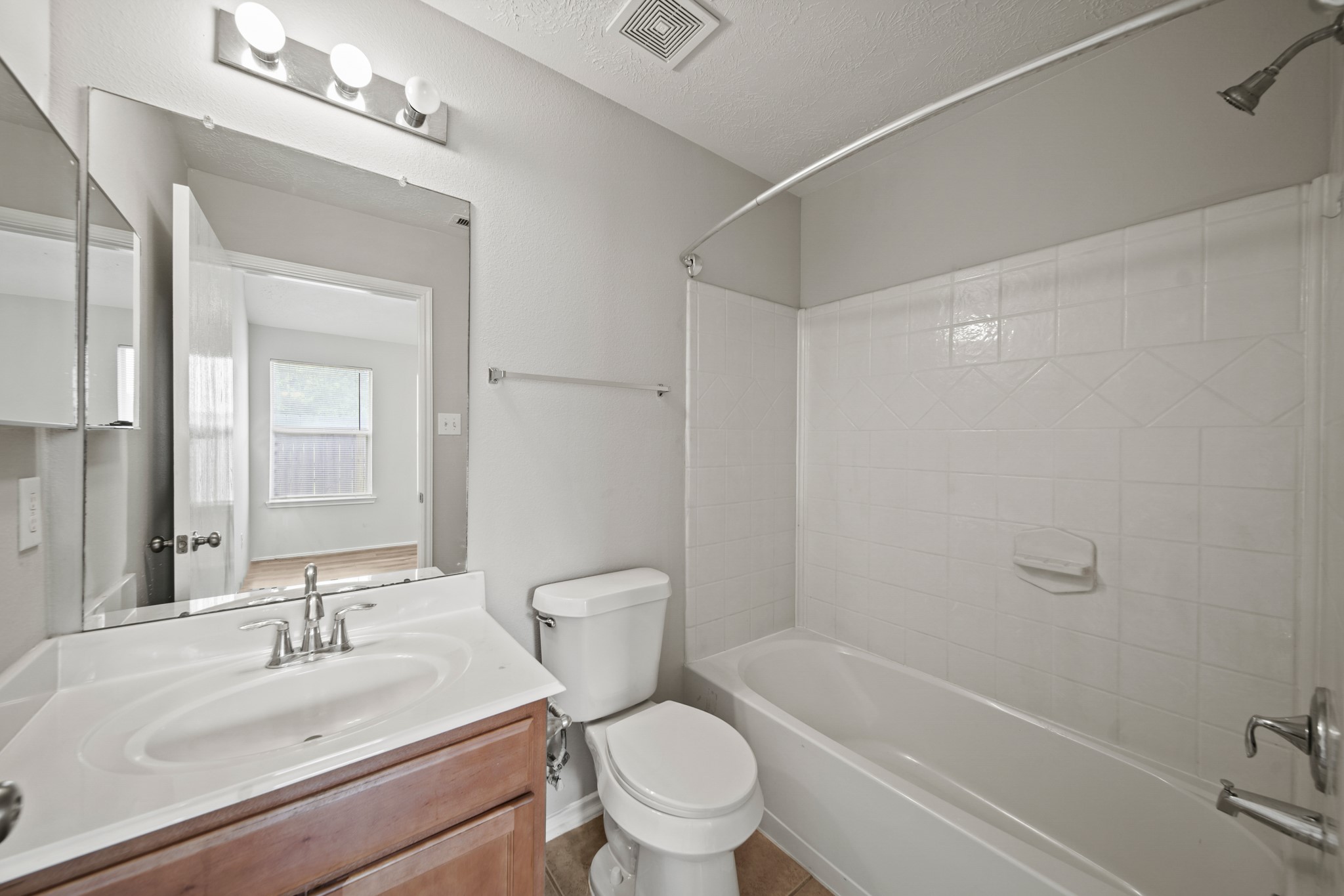 1918 Nichole Woods Drive Property Photo 13