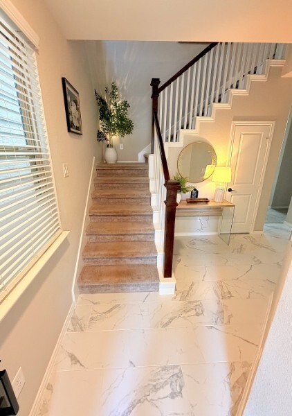 1819 Agoura Hills Drive Property Photo 4