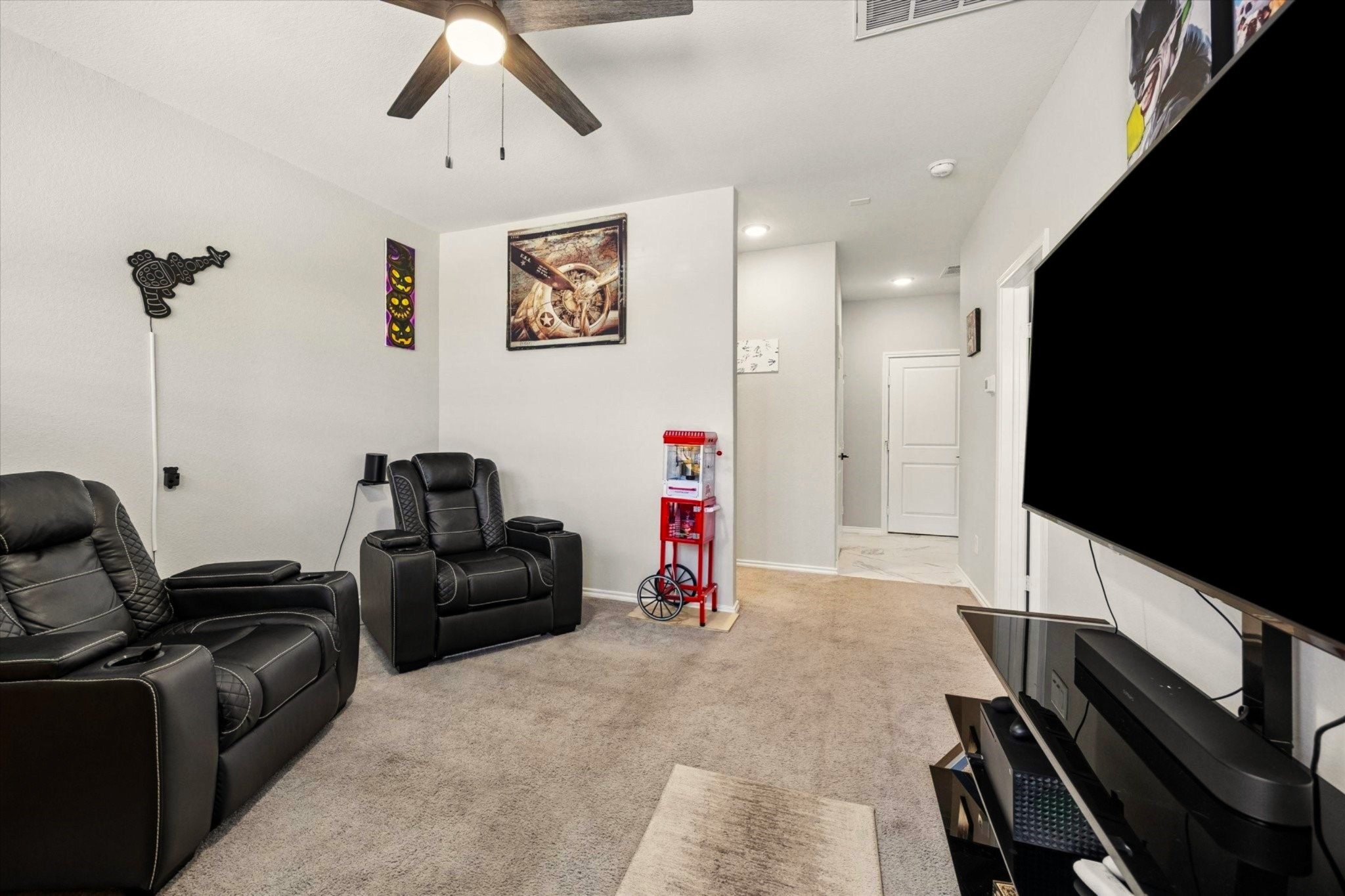 1819 Agoura Hills Drive Property Photo 18
