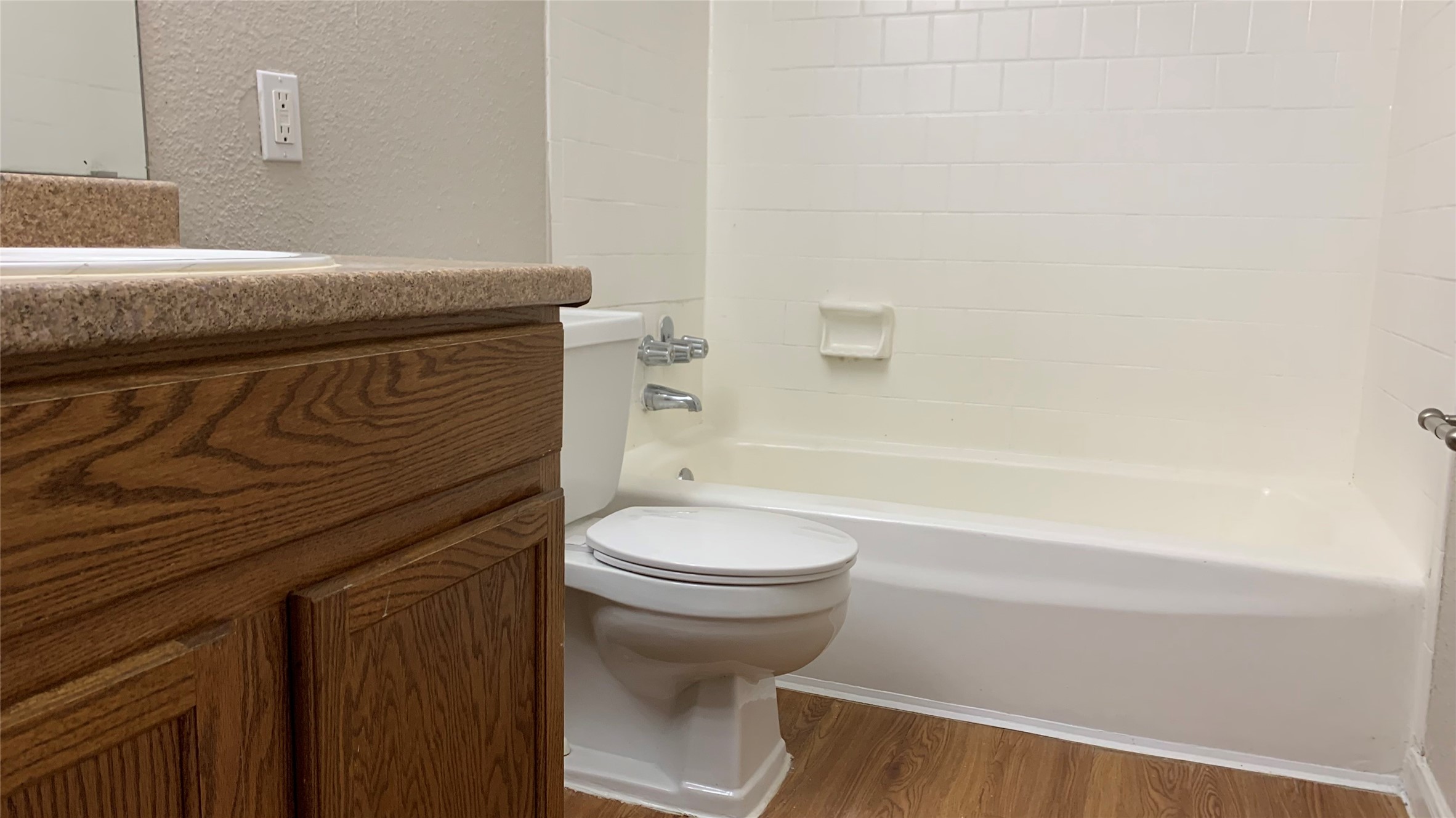 7315 Brompton Street 305a Property Photo 10