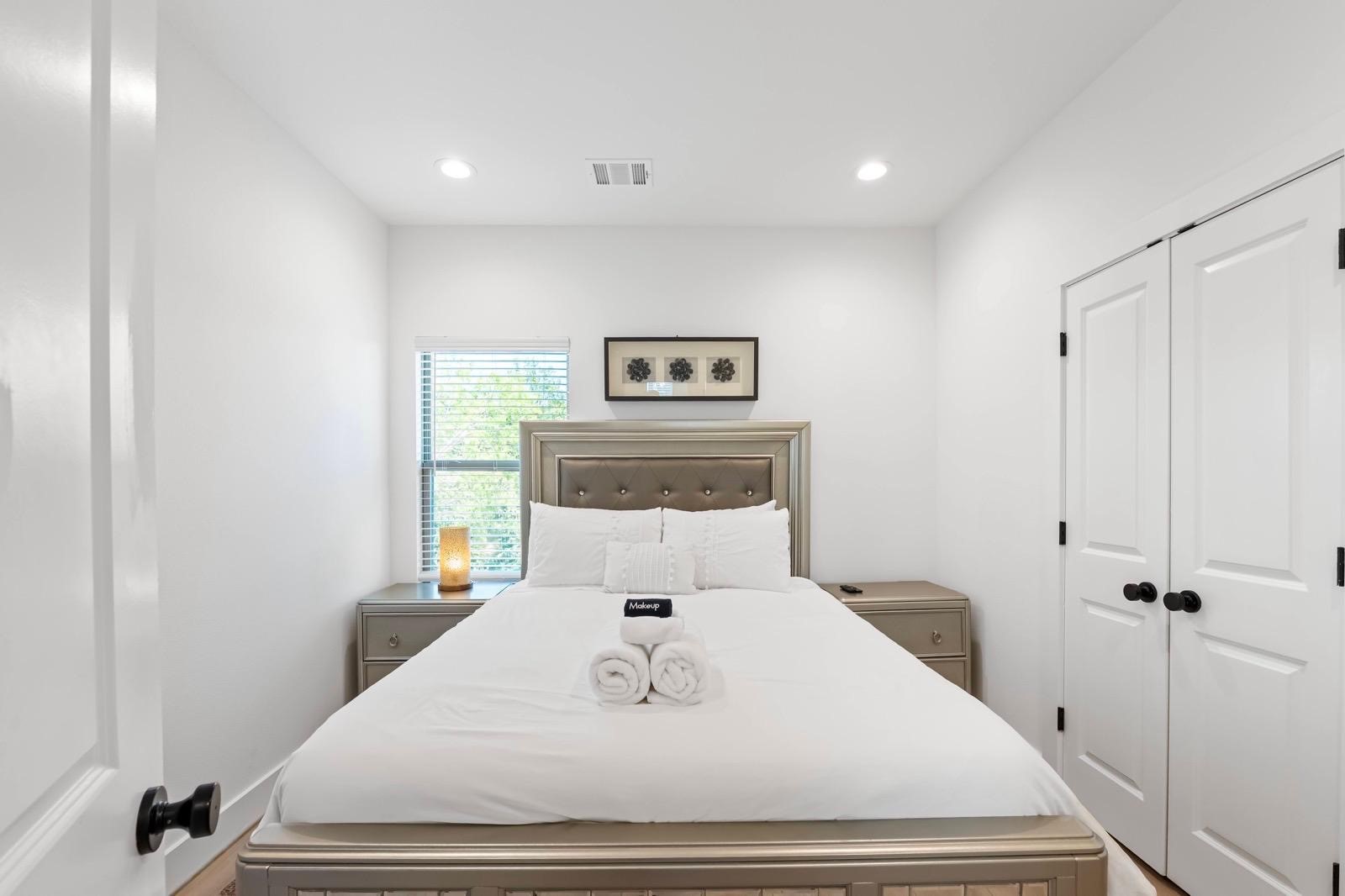 3415 Baer Street Property Photo 16