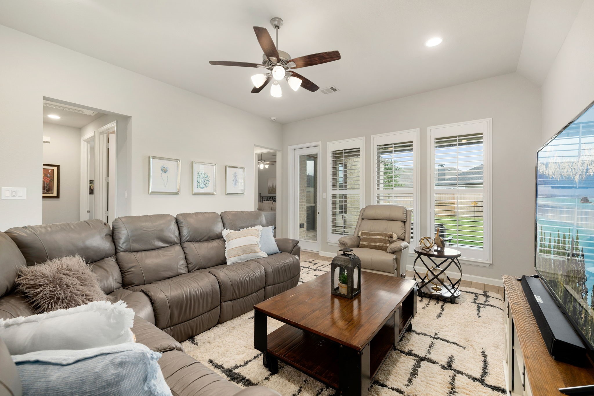 5043 Country Meadows Trail Property Photo 6