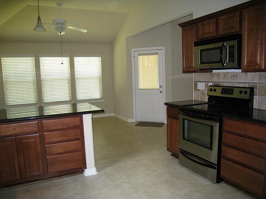 93 Paradise Valley Property Photo 4