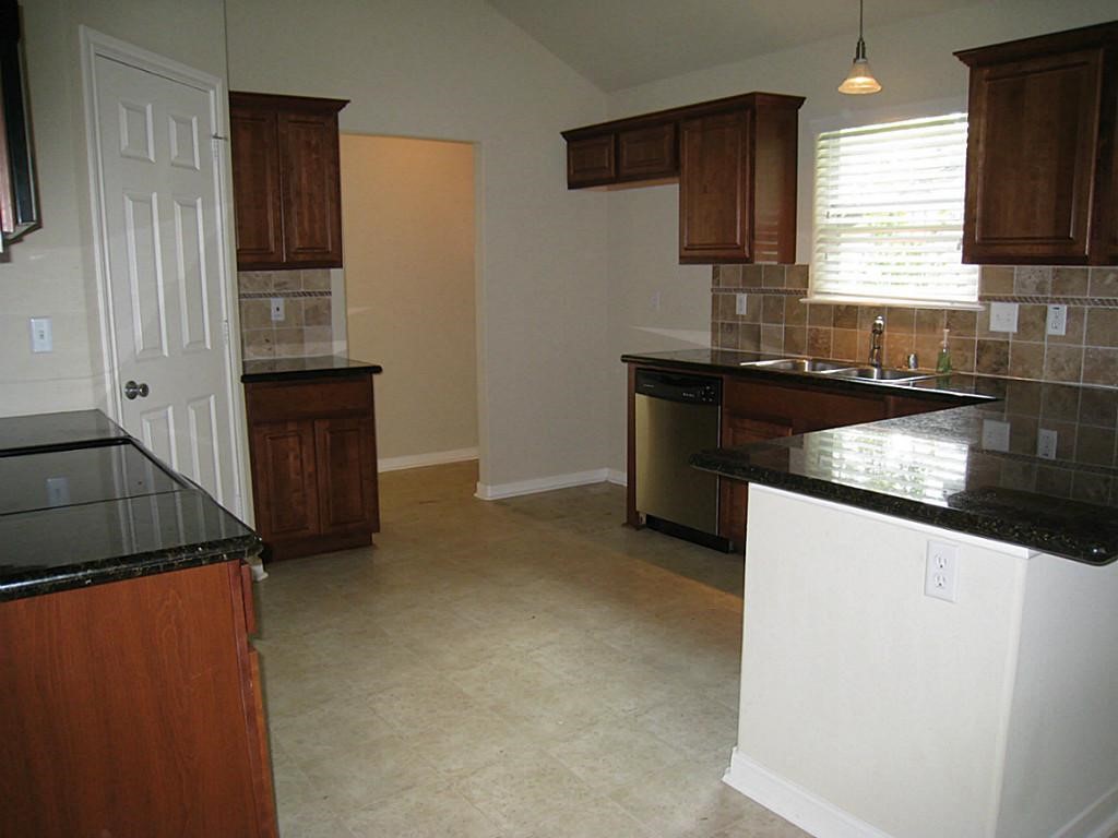 93 Paradise Valley Property Photo 5