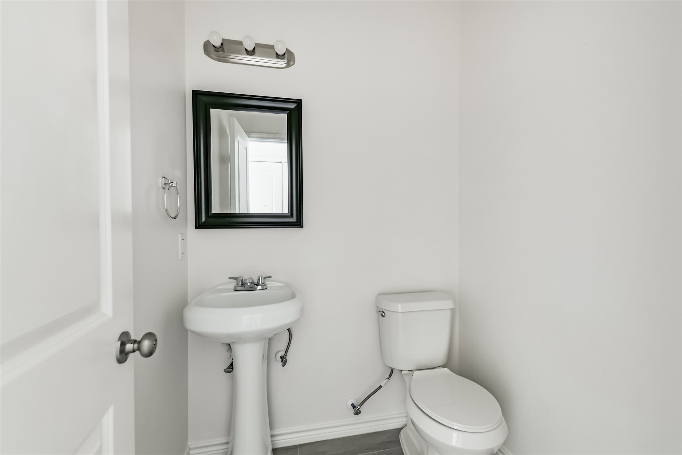 16884 Kempwood Property Photo 24