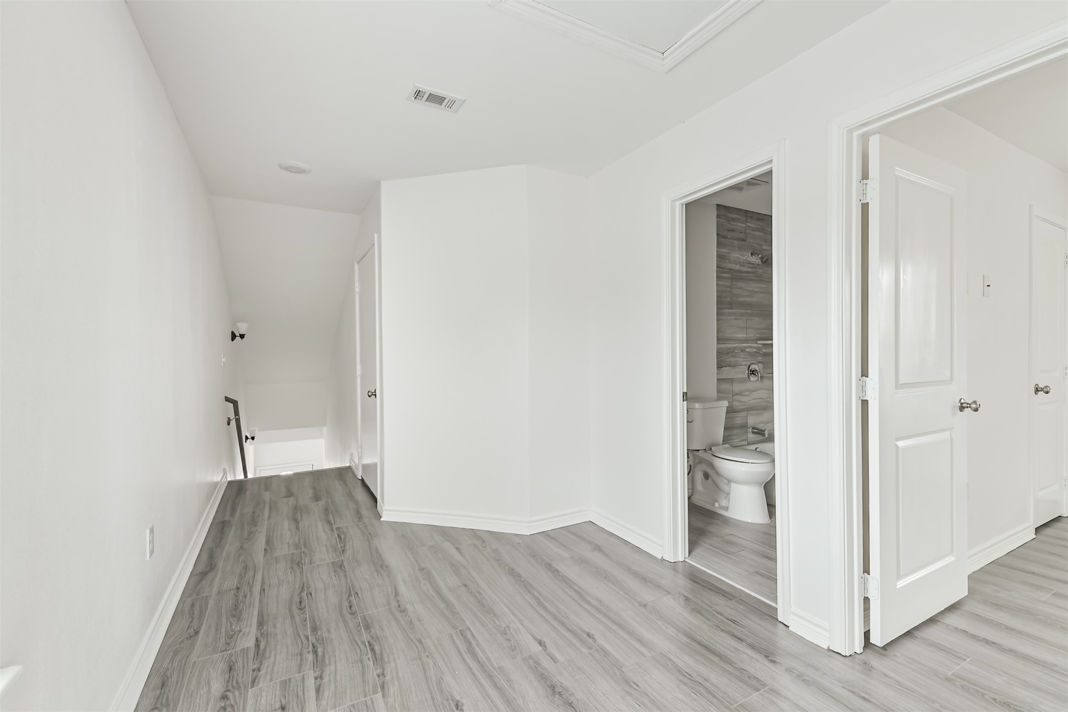 16884 Kempwood Property Photo 27