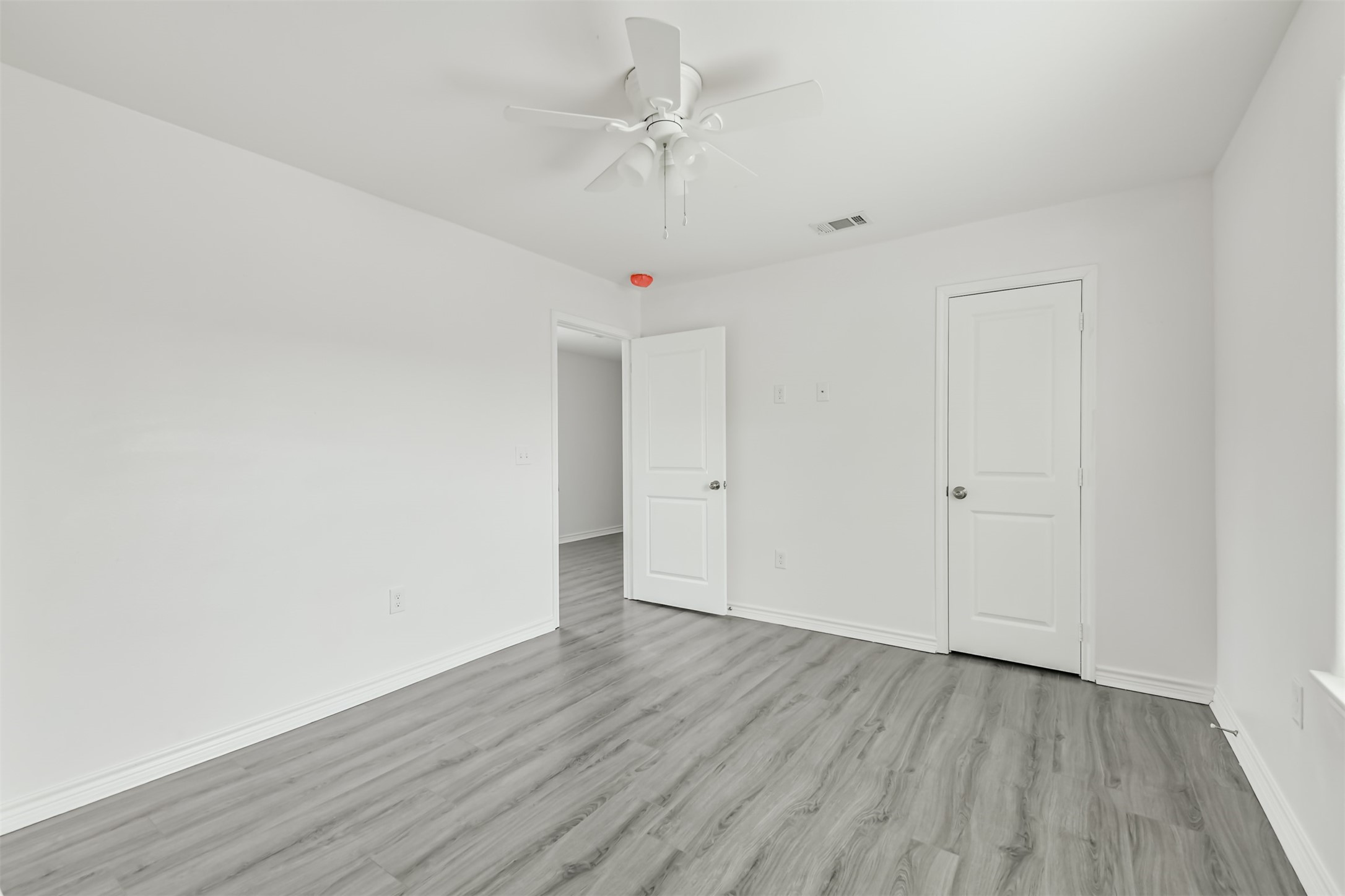 16884 Kempwood Property Photo 32