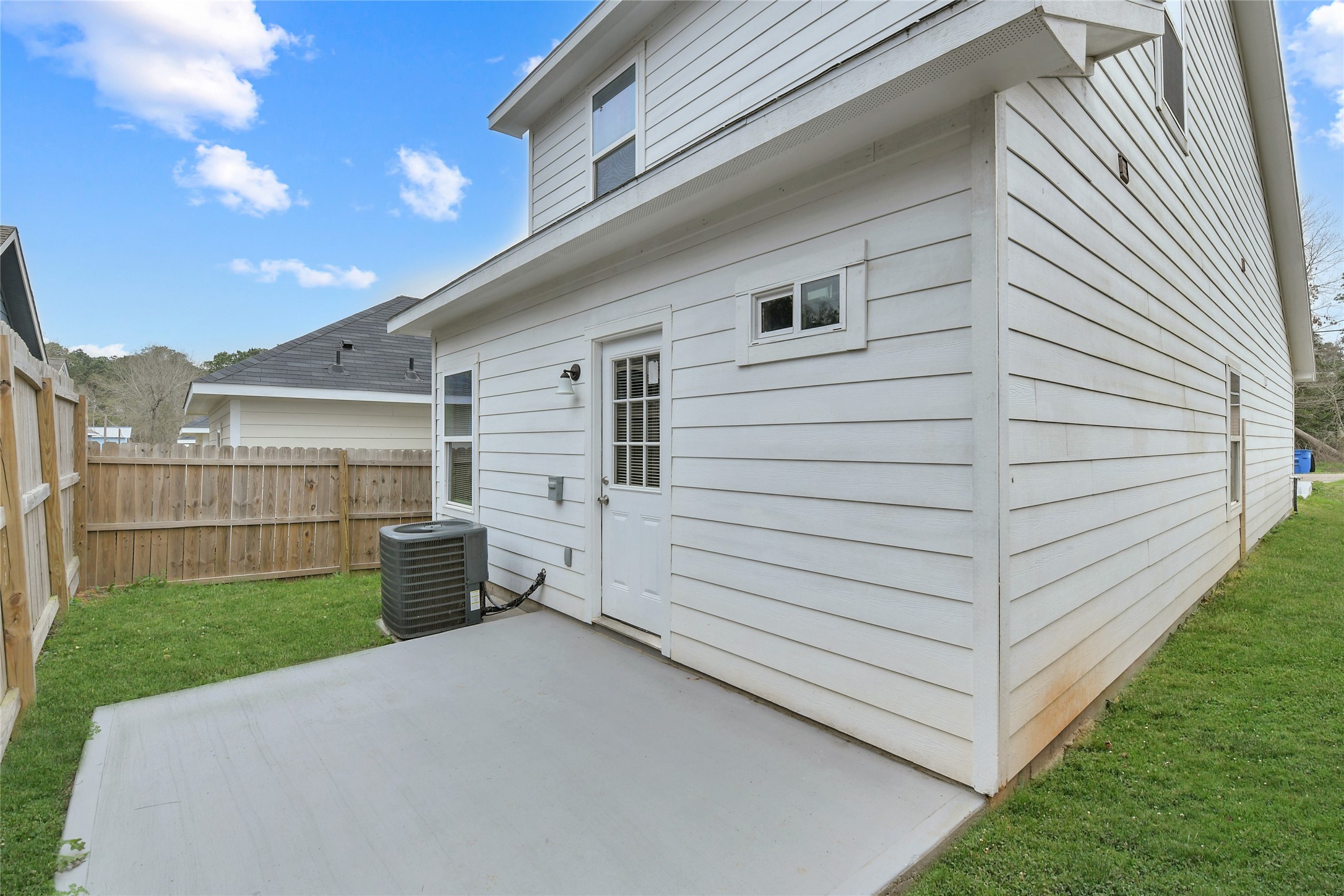 16884 Kempwood Property Photo 34