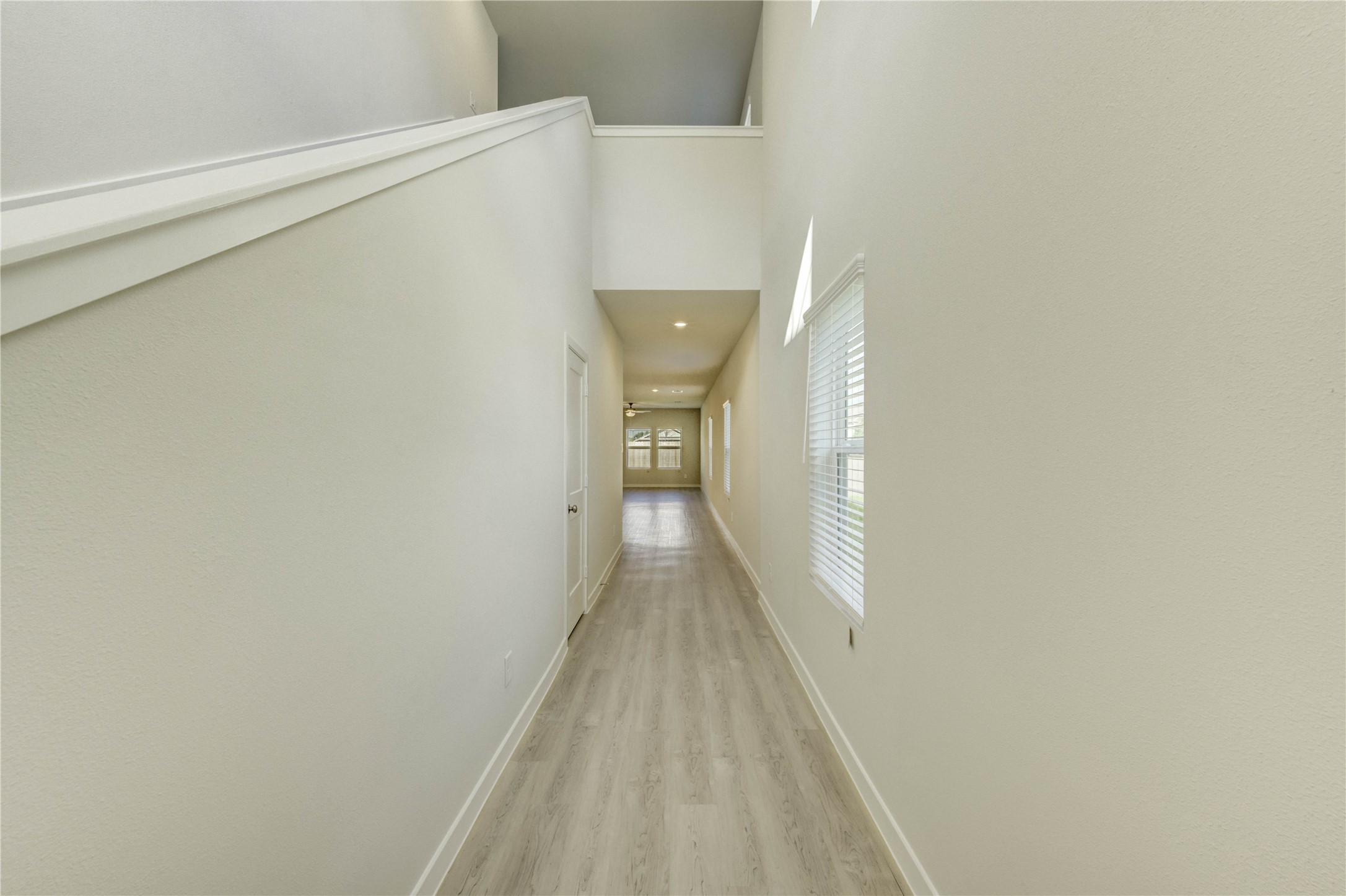 21526 George Wayne Way Property Photo 2
