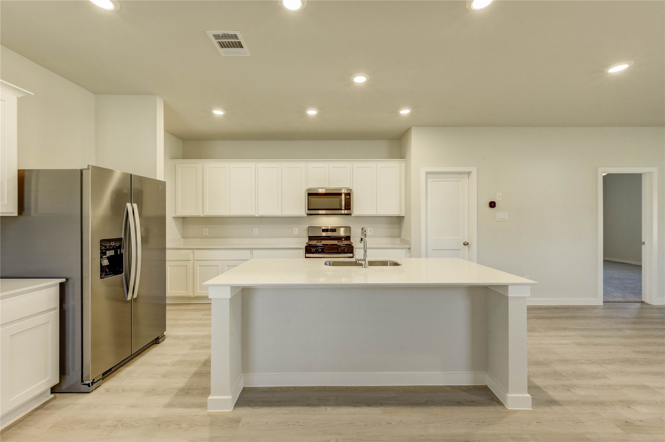 21526 George Wayne Way Property Photo 5