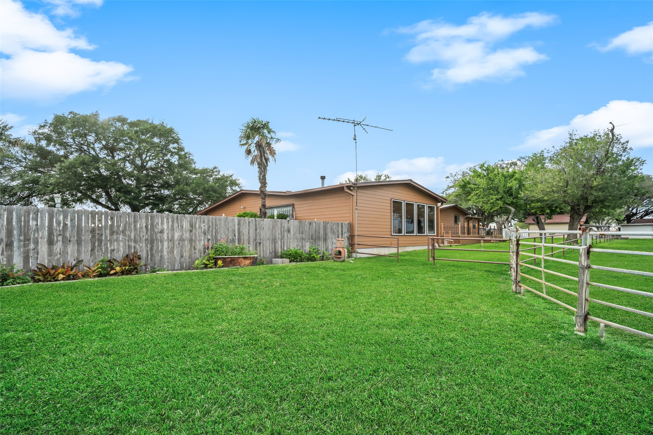 119 Fm 1891 Property Photo 14