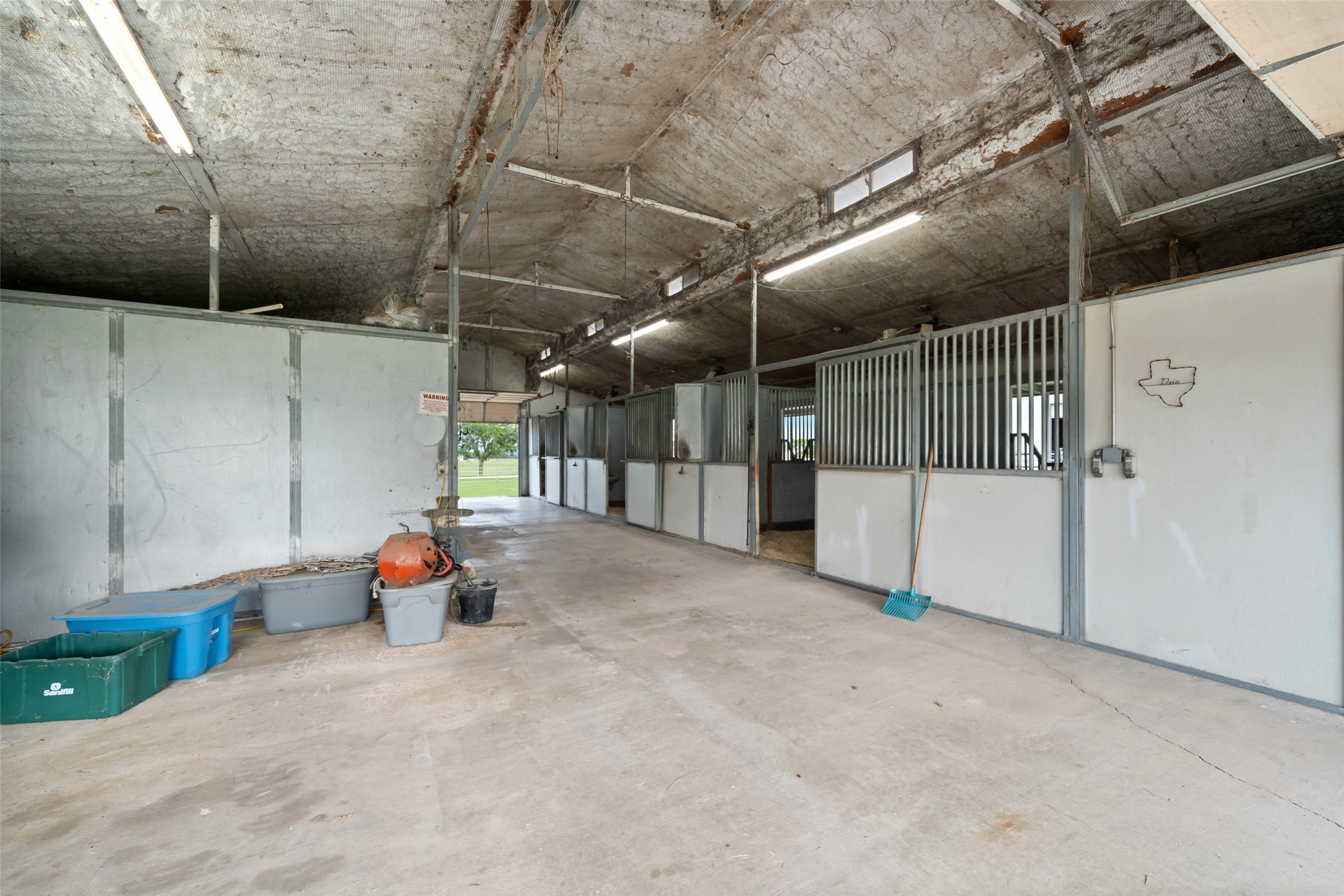 119 Fm 1891 Property Photo 19