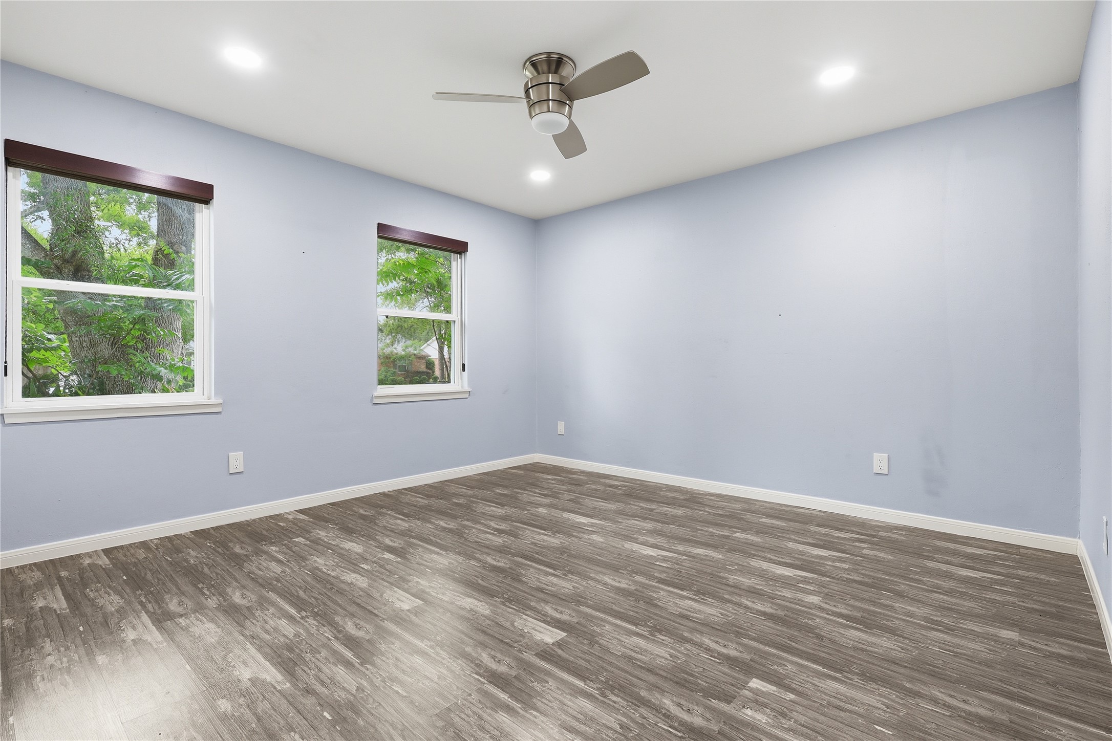 5347 Rutherglenn Drive Property Photo 16