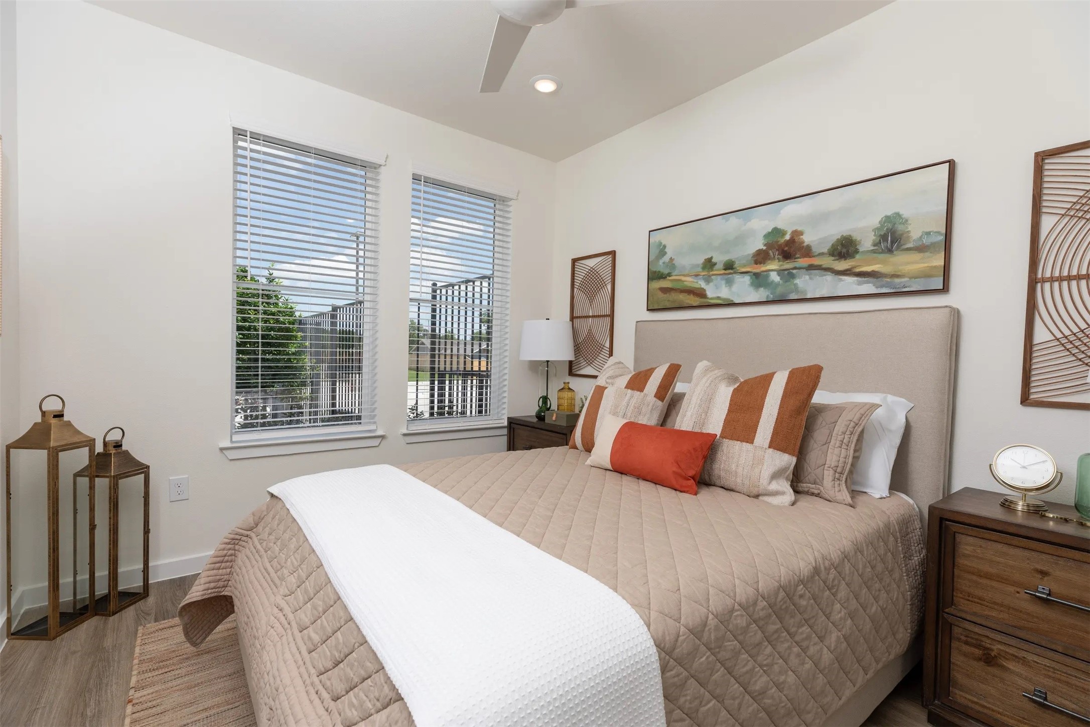 1690 North Loop 209 Property Photo 10