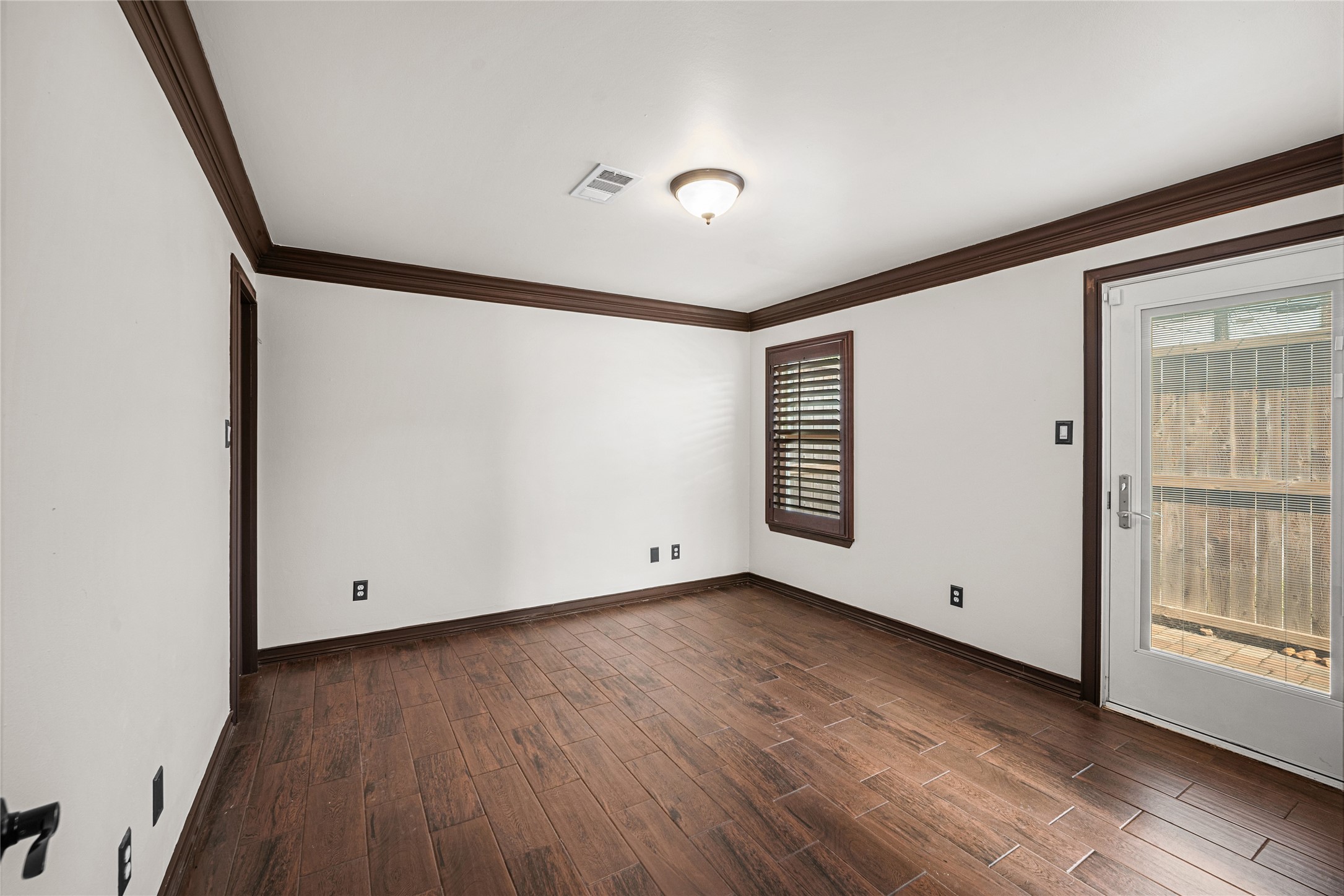 5205 Cornish Street Property Photo 10