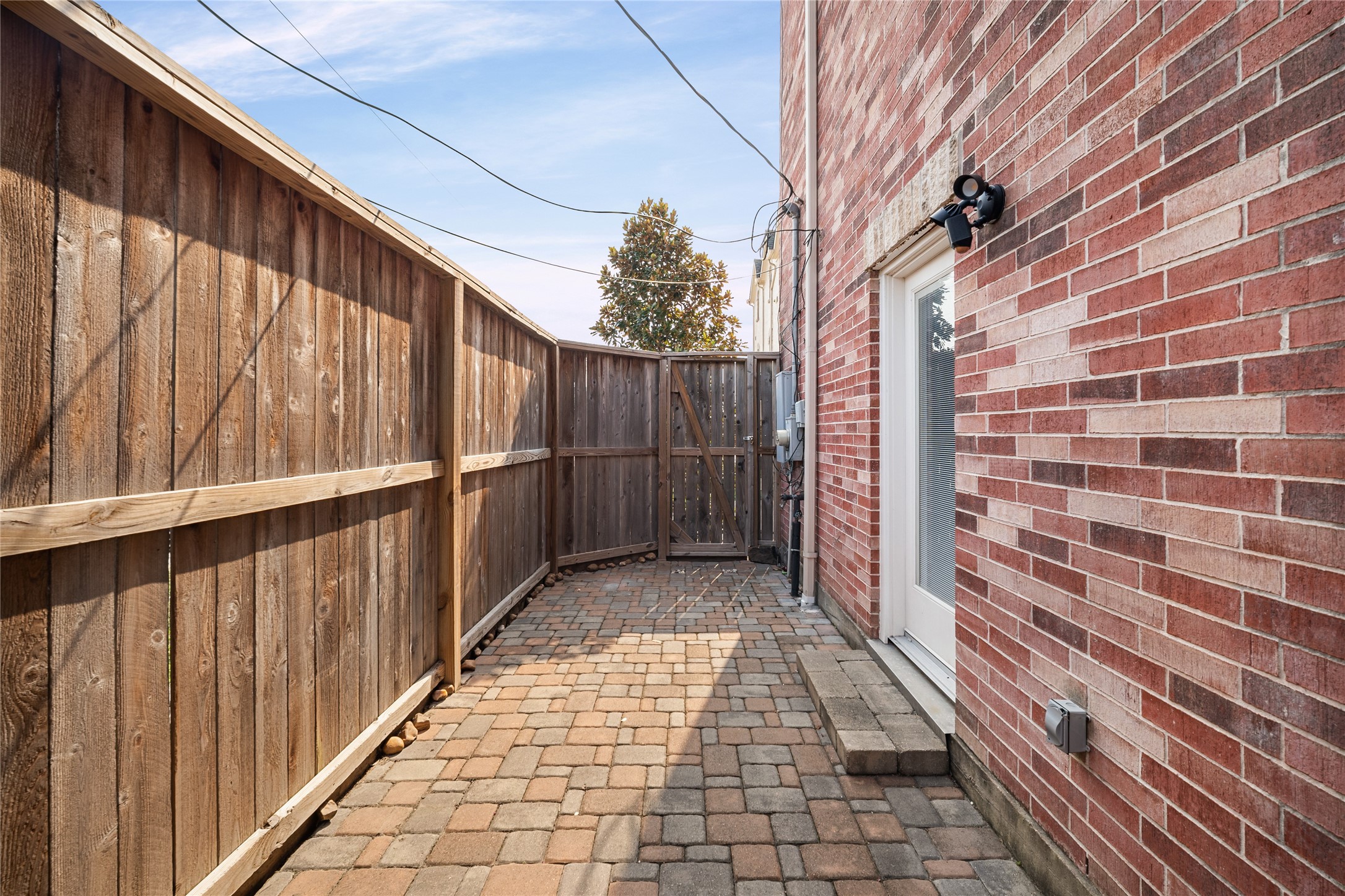 5205 Cornish Street Property Photo 11