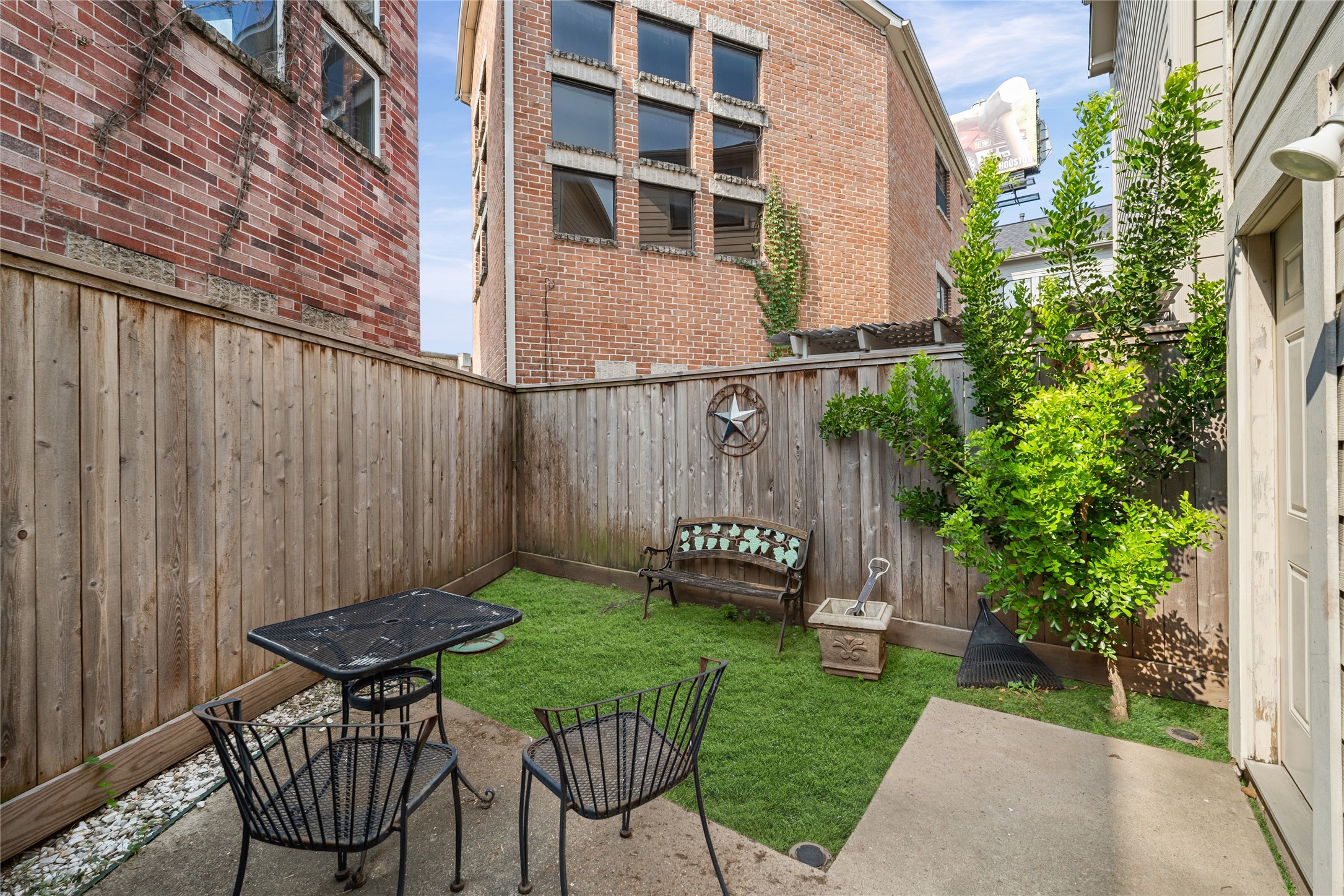 5205 Cornish Street Property Photo 46