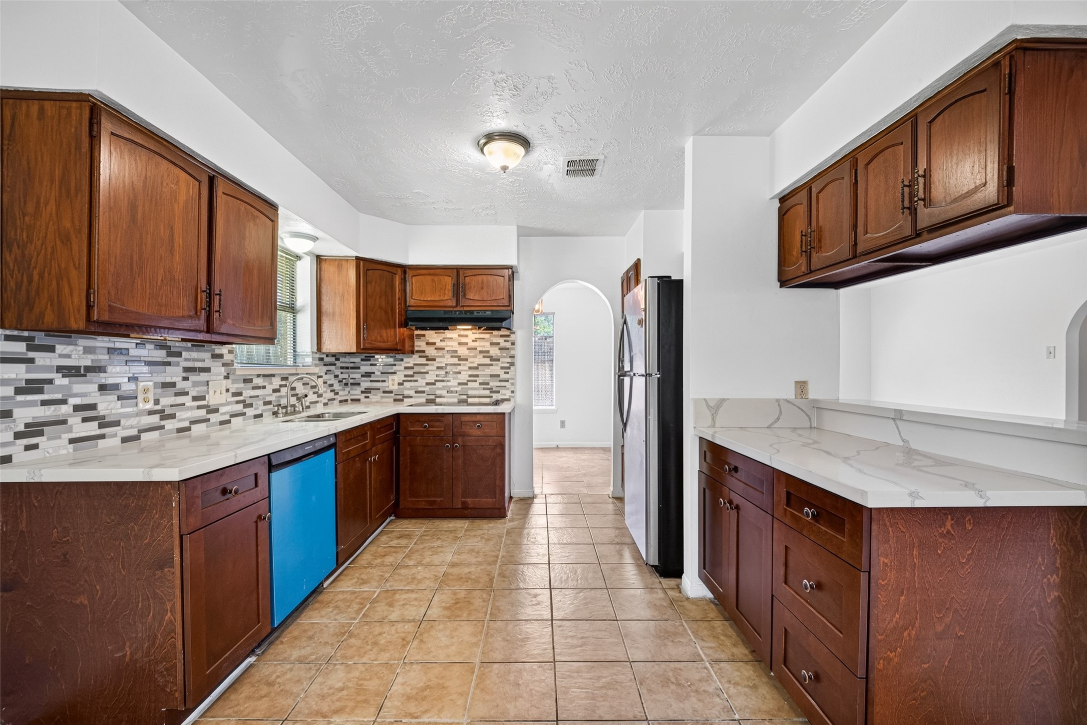 9618 S Petersham Drive Property Photo 11
