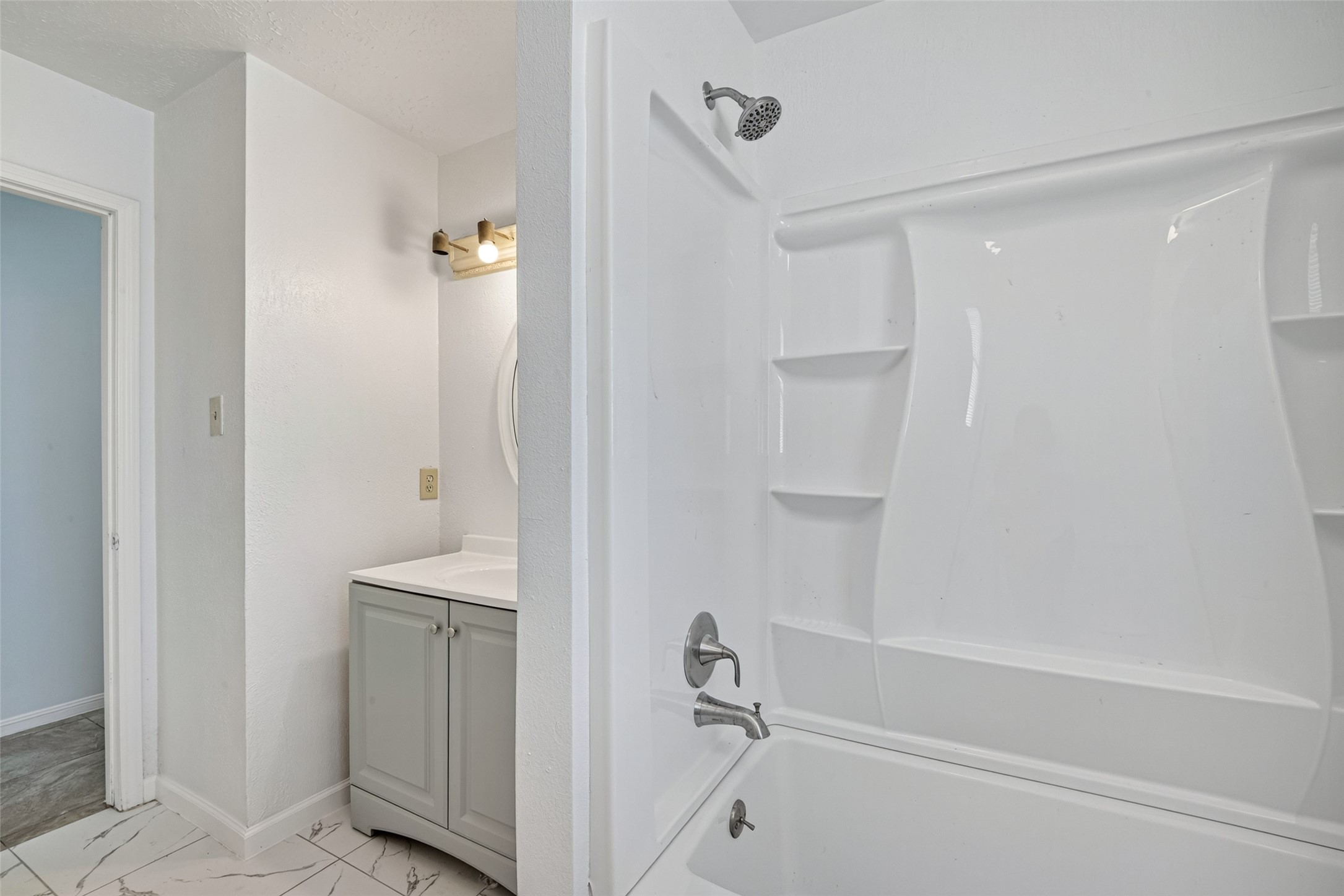 9618 S Petersham Drive Property Photo 28