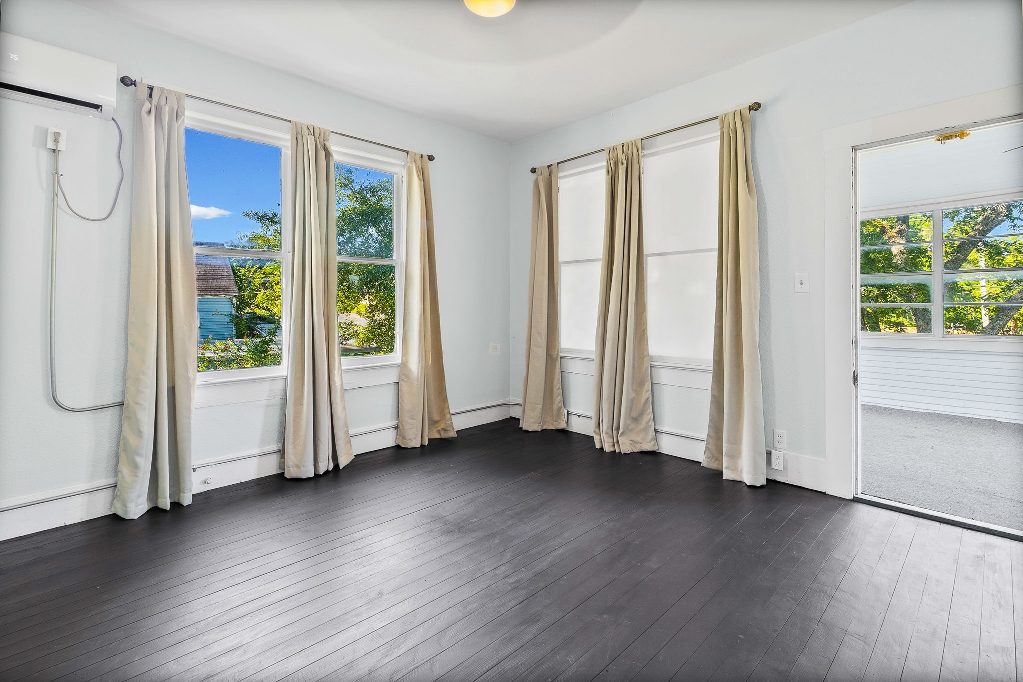303 S Washington Avenue Property Photo 16