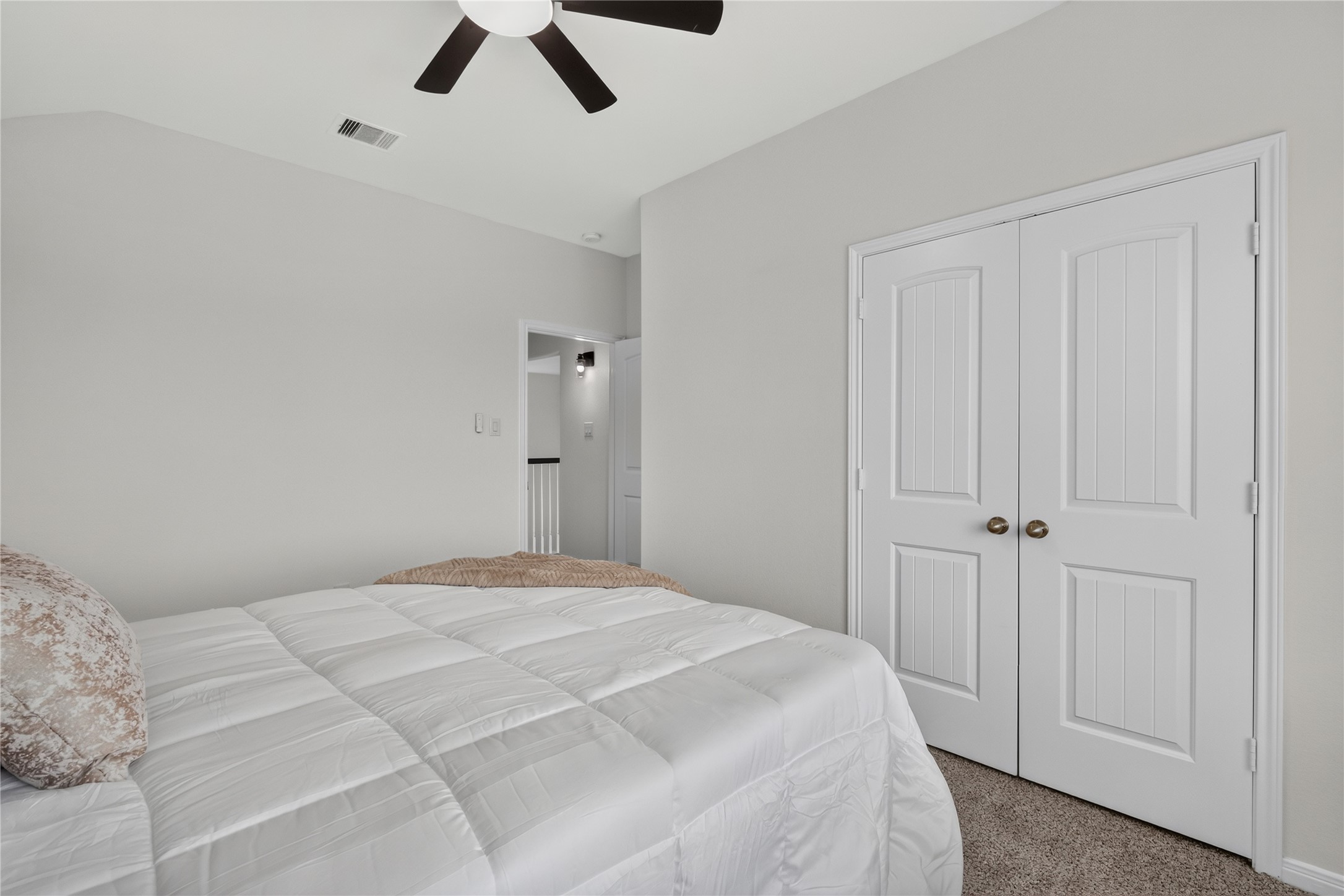 2207 Manchester Crossing Drive Property Photo 34