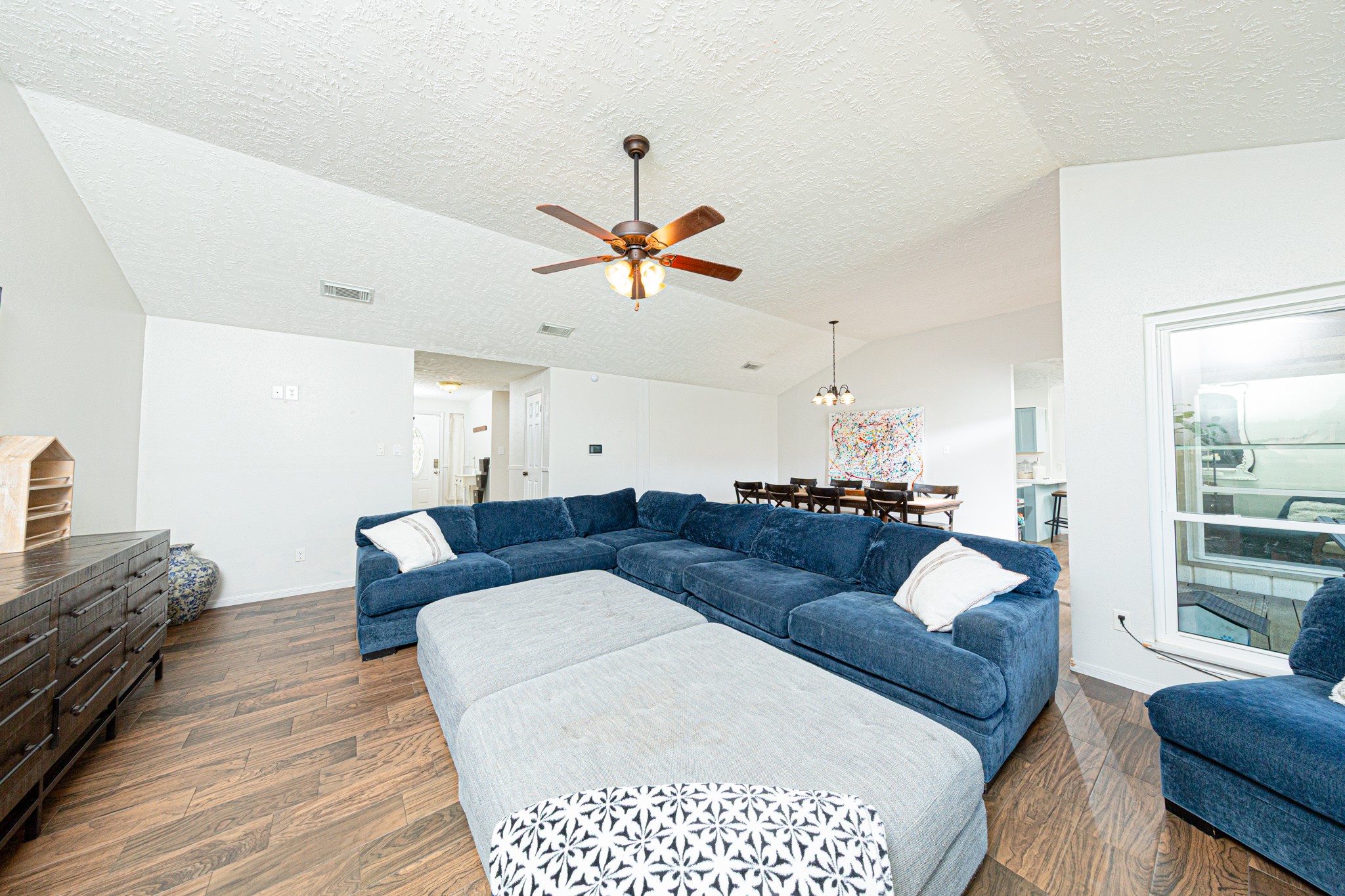 21338 Highland Knolls Drive Property Photo 11